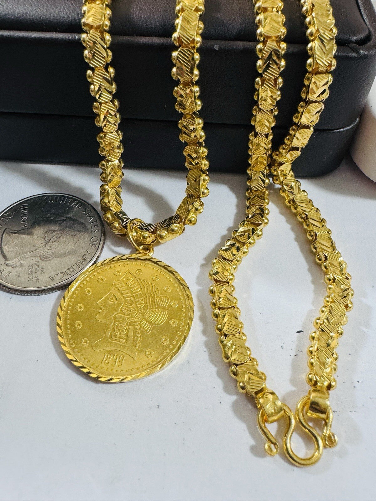 6757078