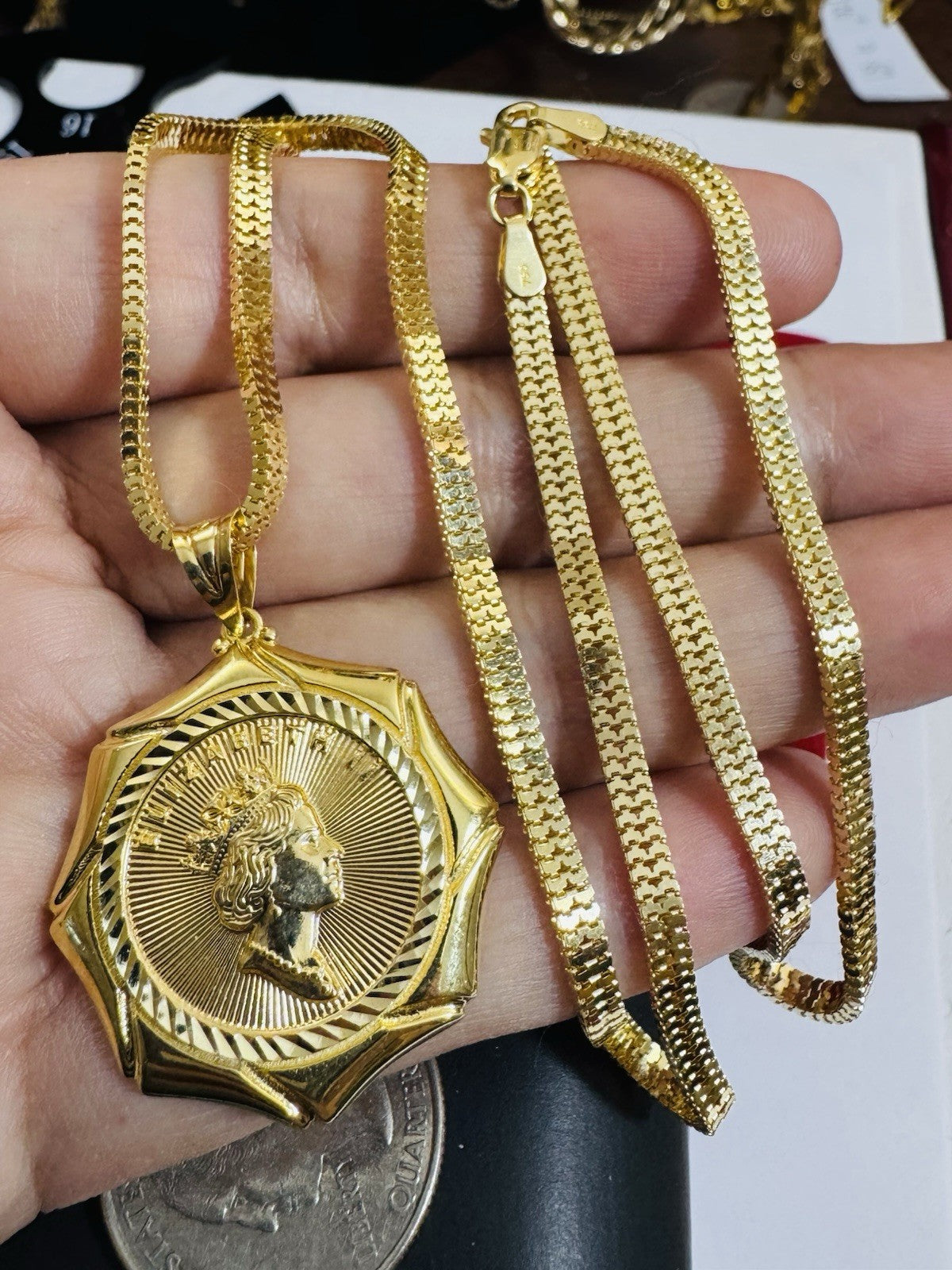 7507702
