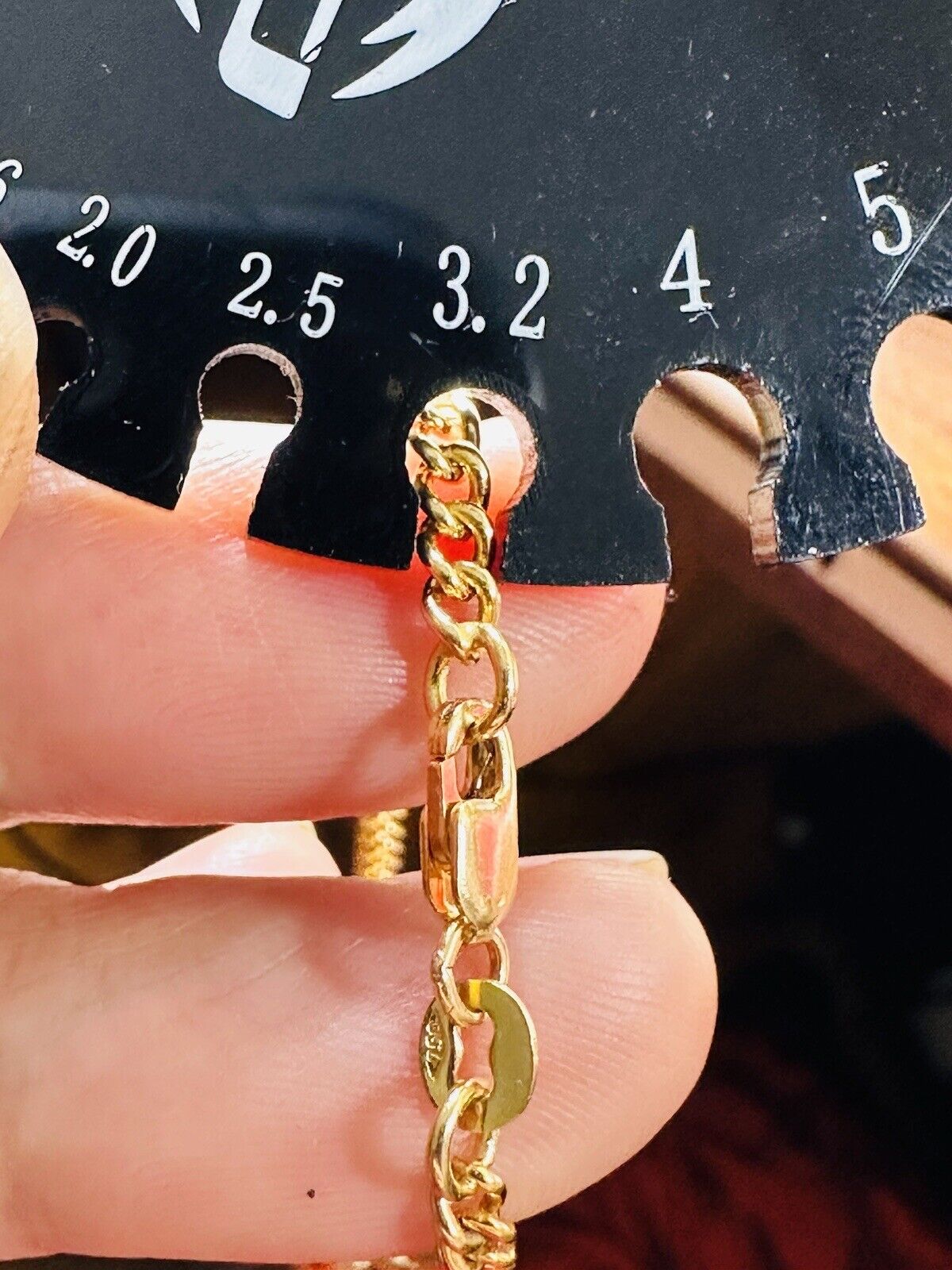 6185122