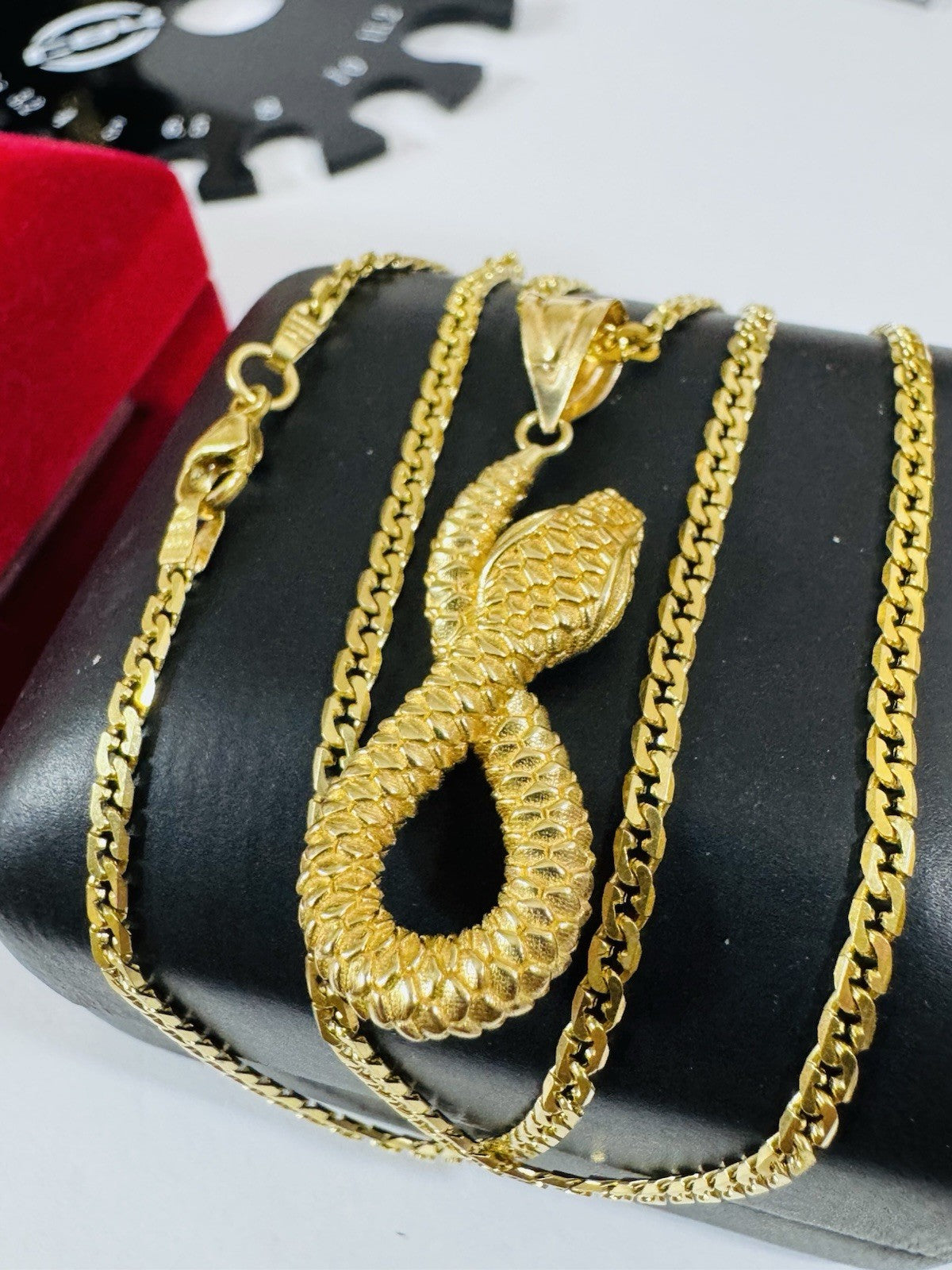 8989317