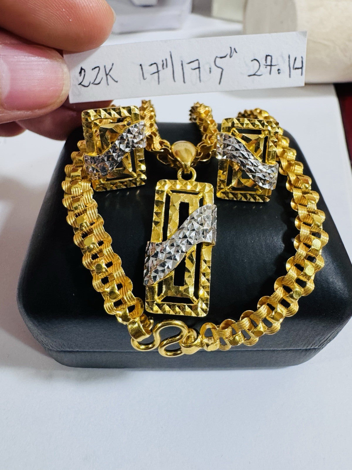 8990633