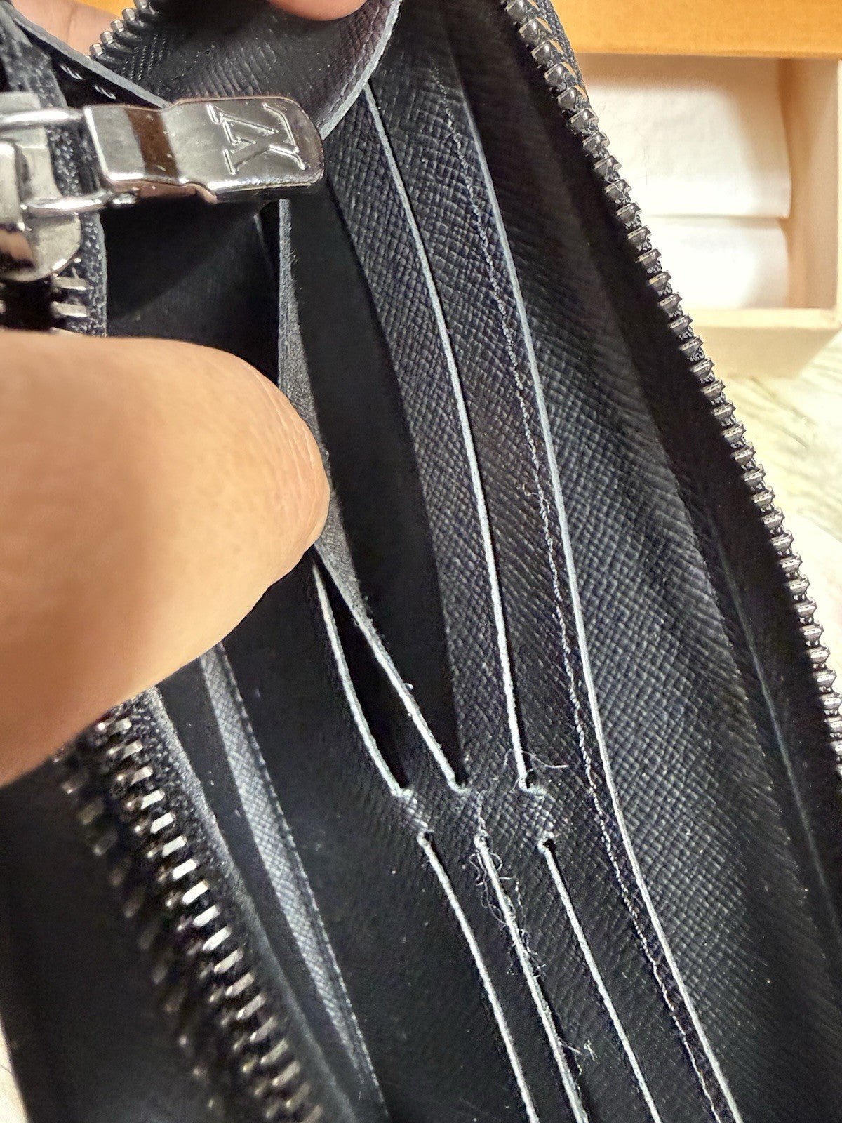 8989621