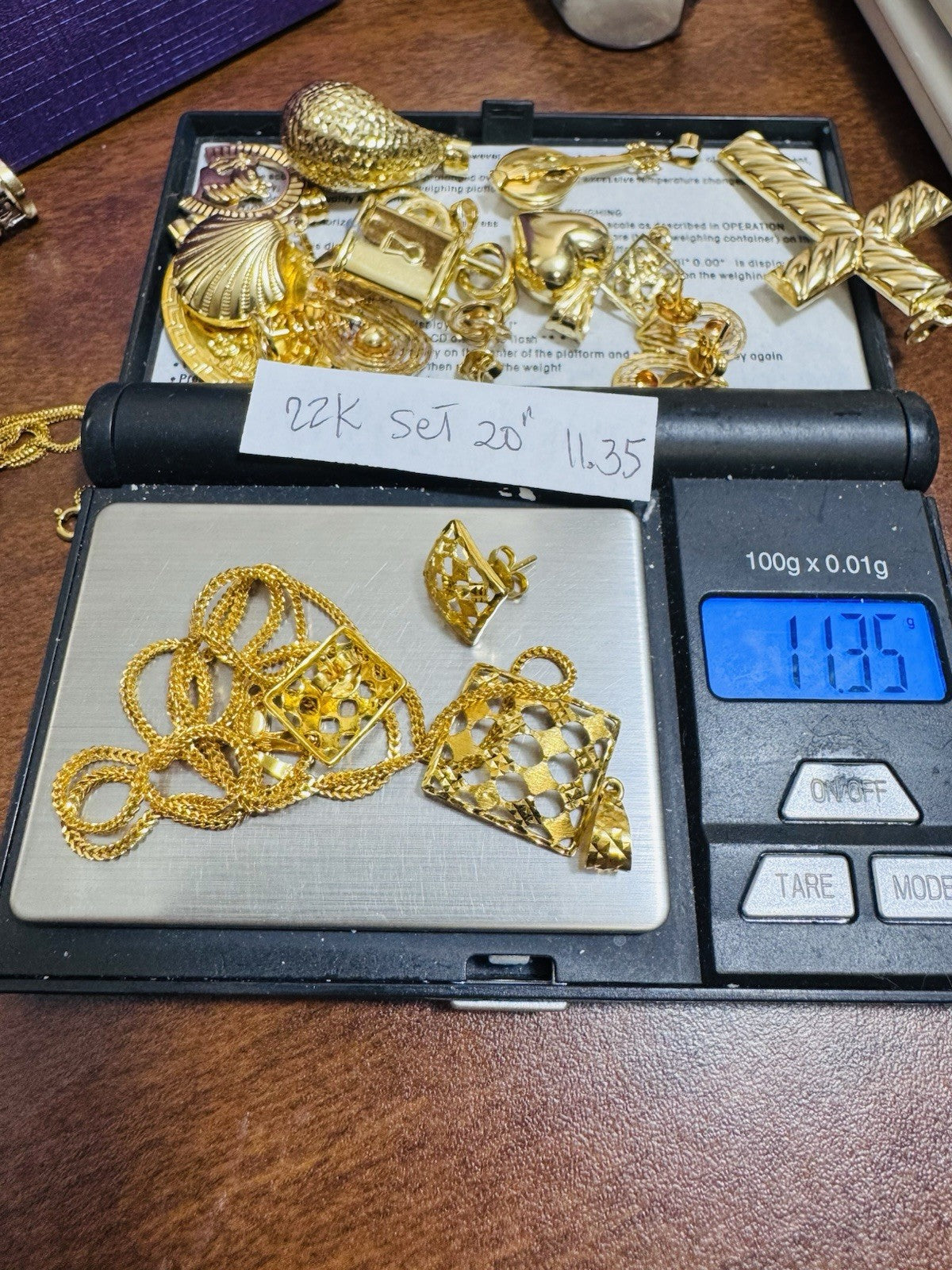 6915950