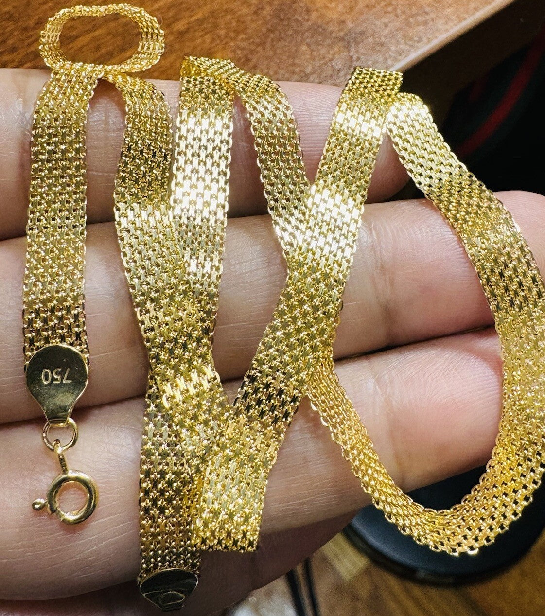 7151724