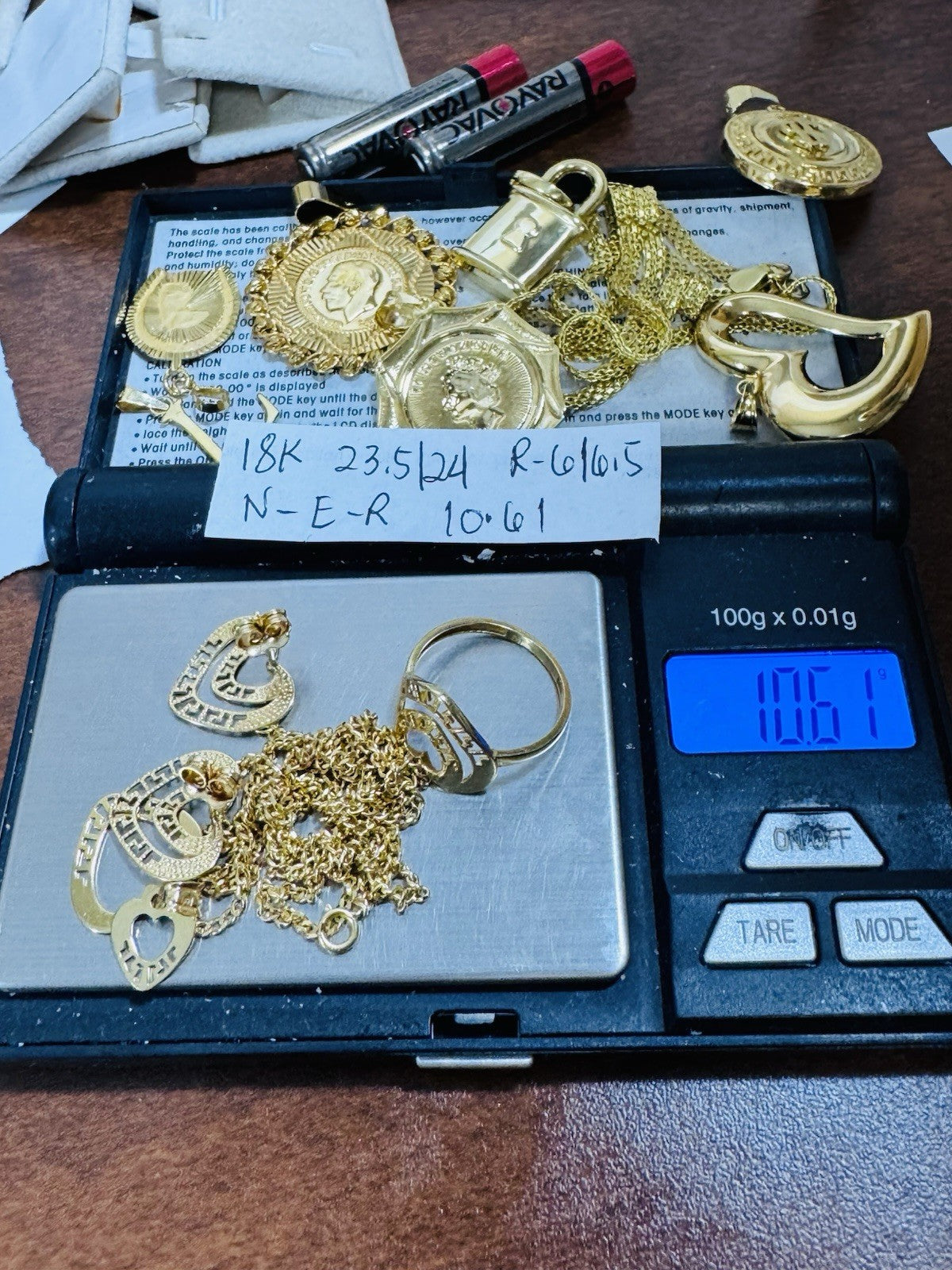 8989485