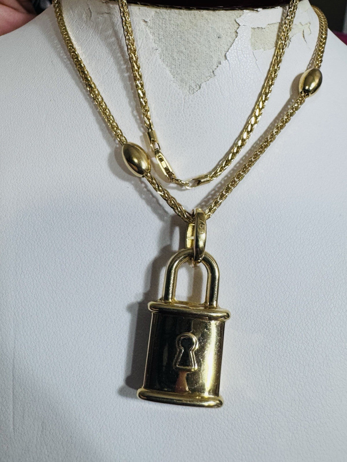 8769554