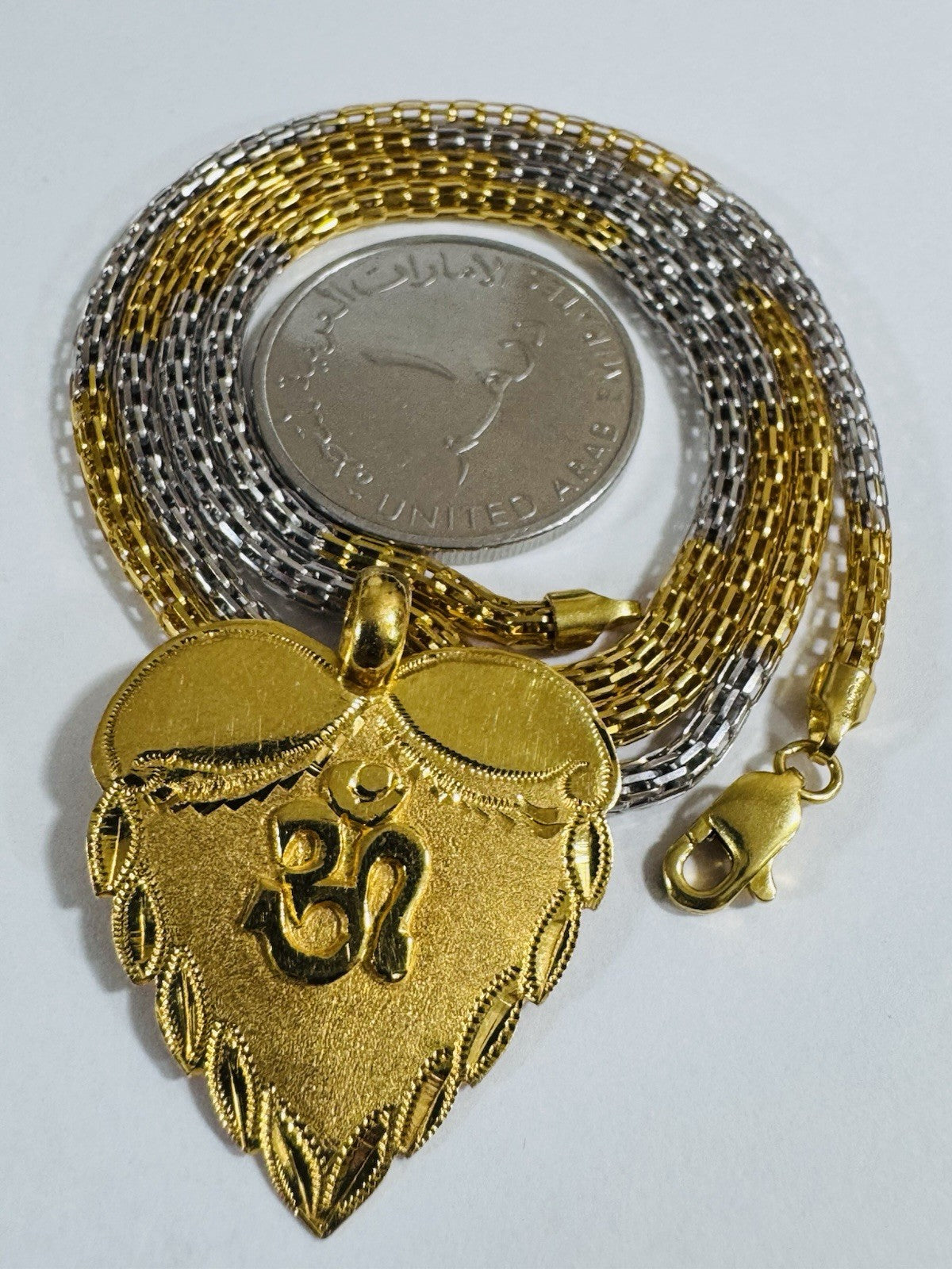8990653