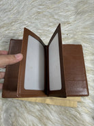 8989637