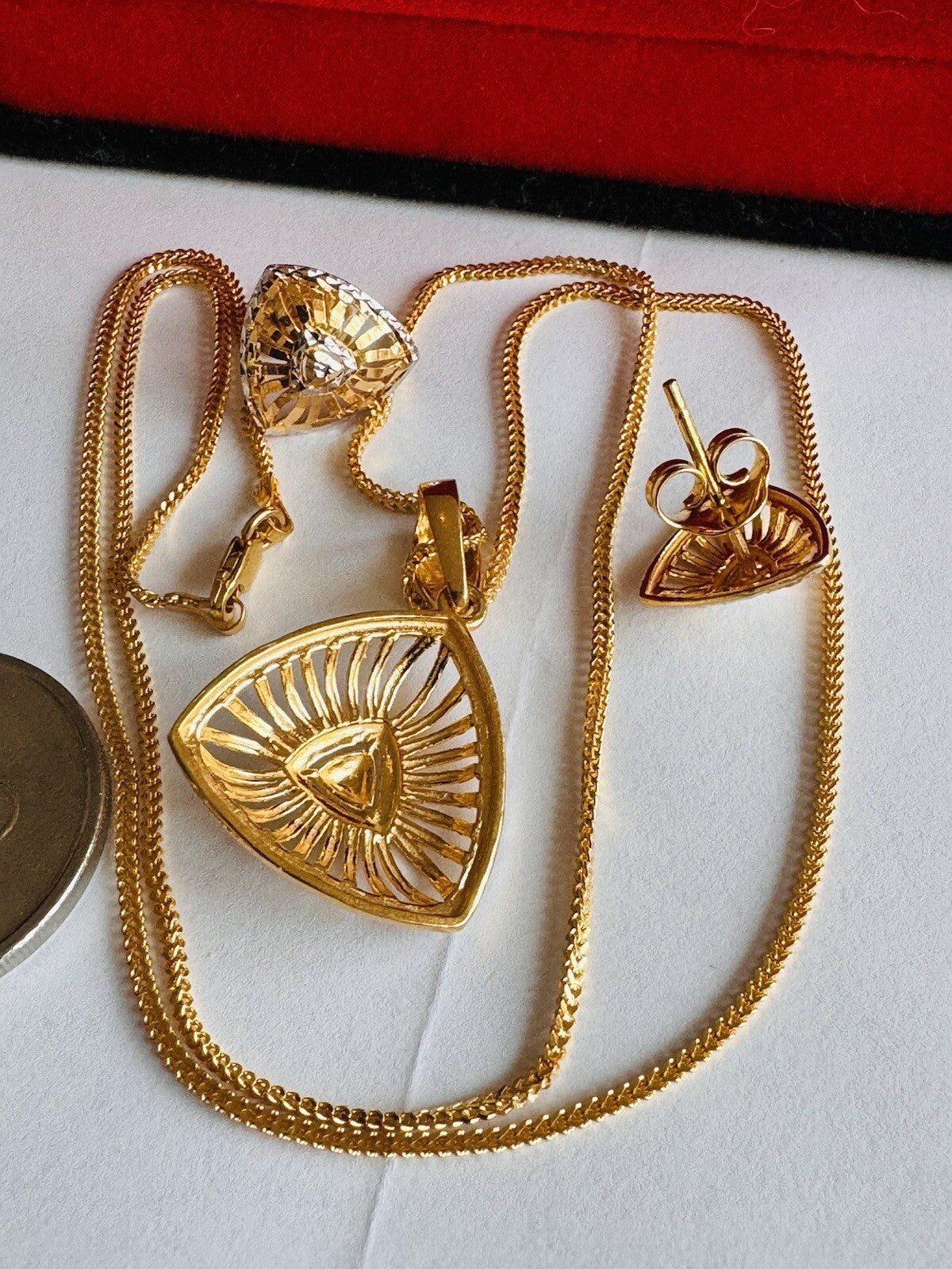 8025834