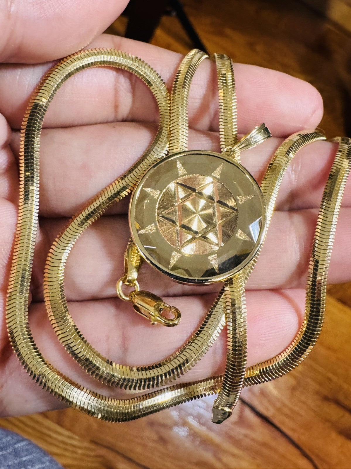 9015250