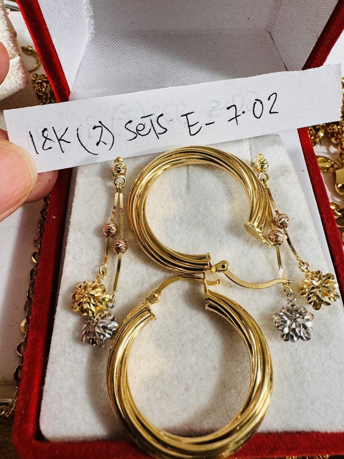 7995610