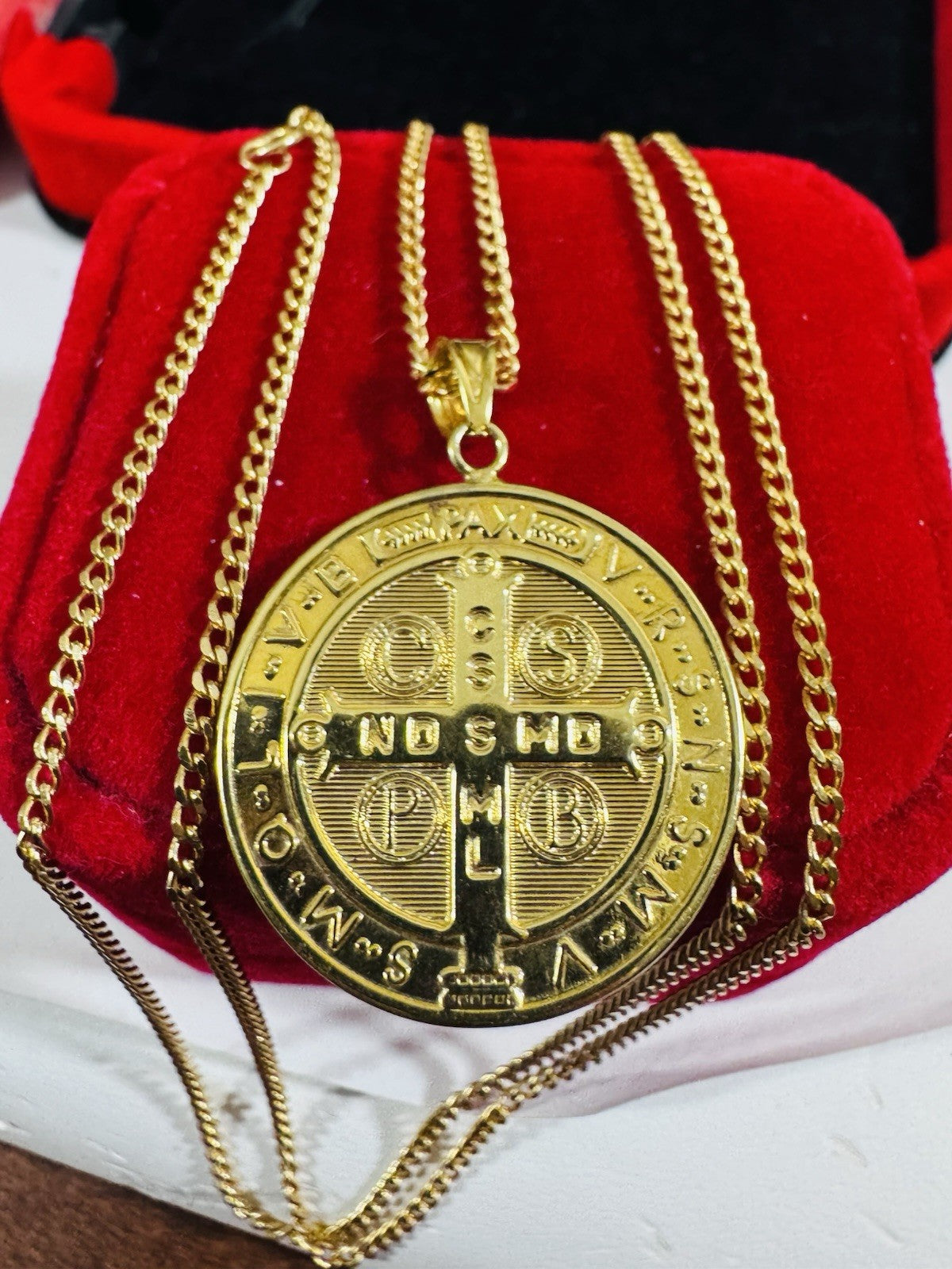 8990757
