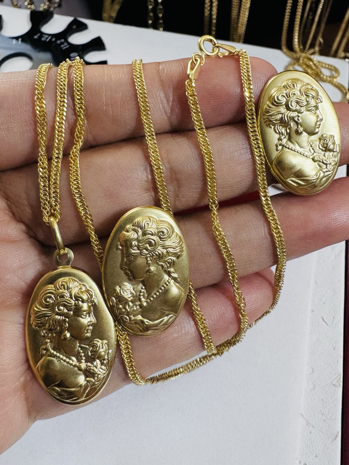 7981423