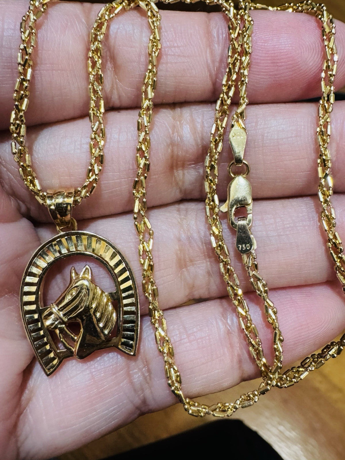 8989517