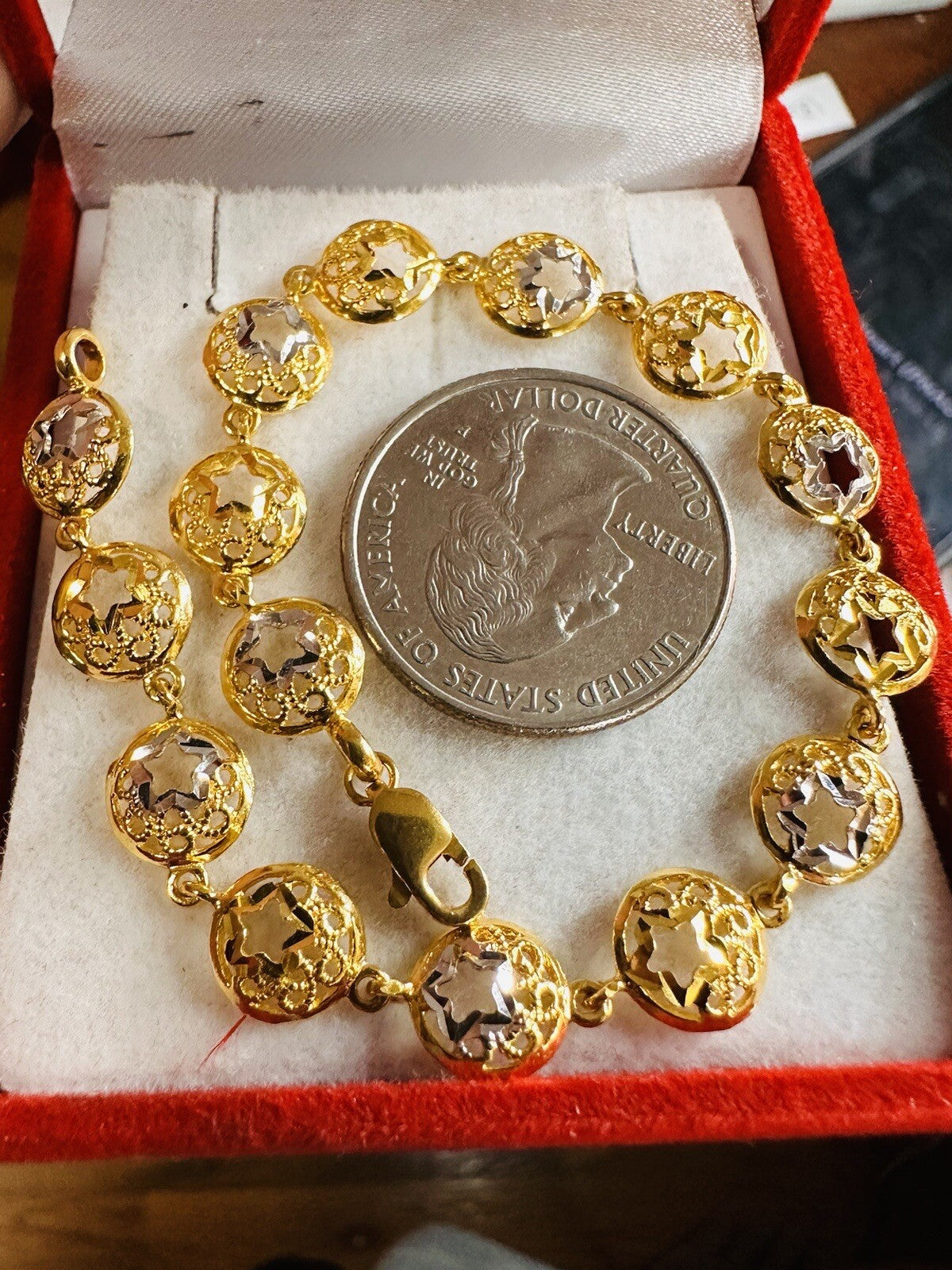 8990105