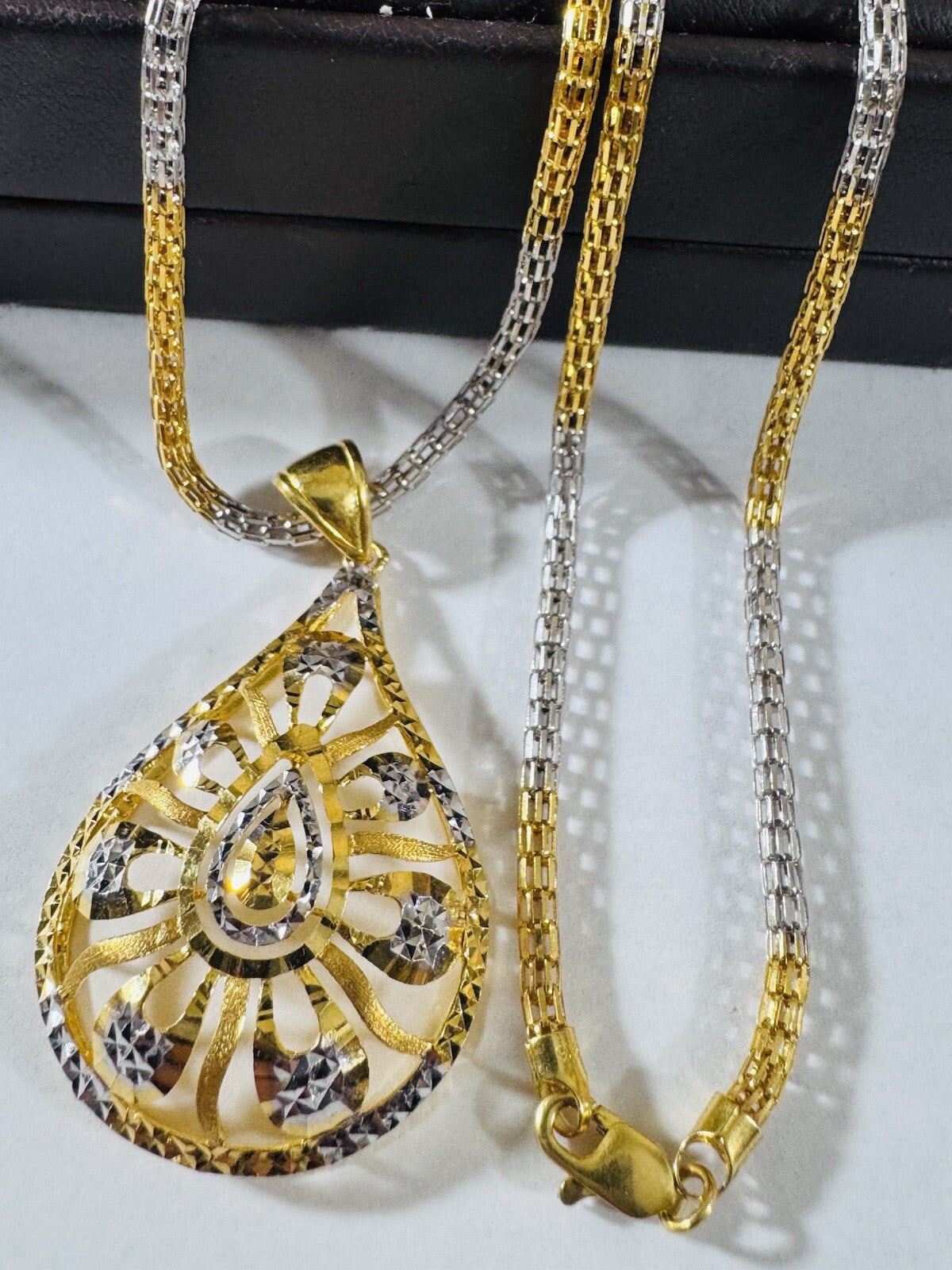 8065552