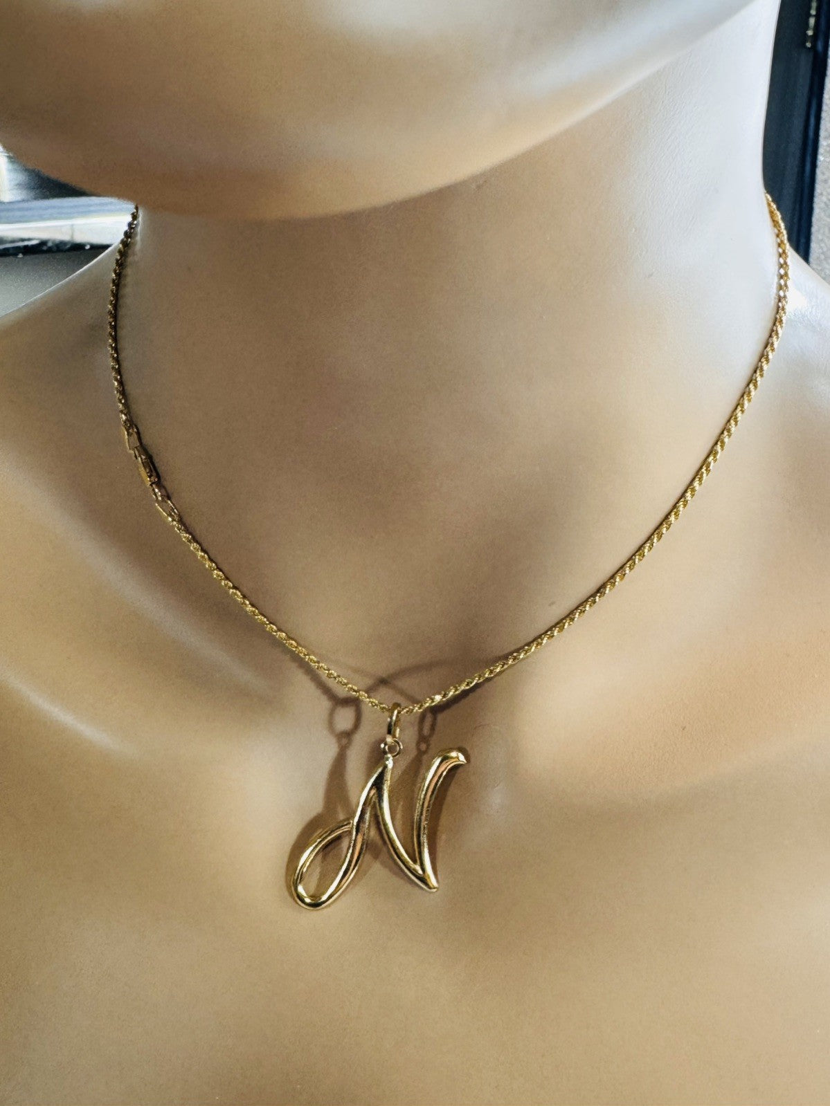 9048978