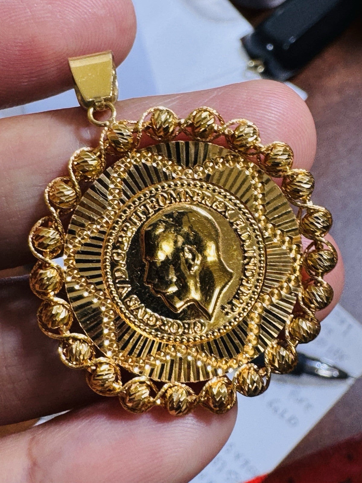 8989277