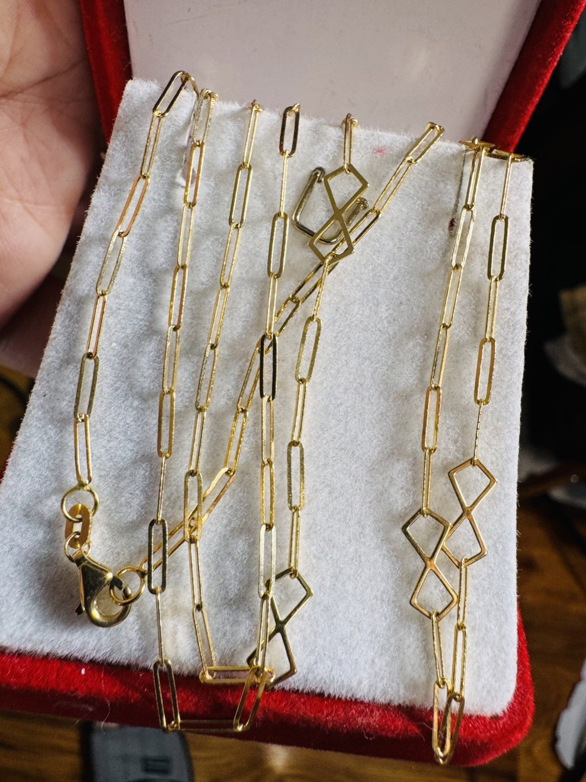 9013097