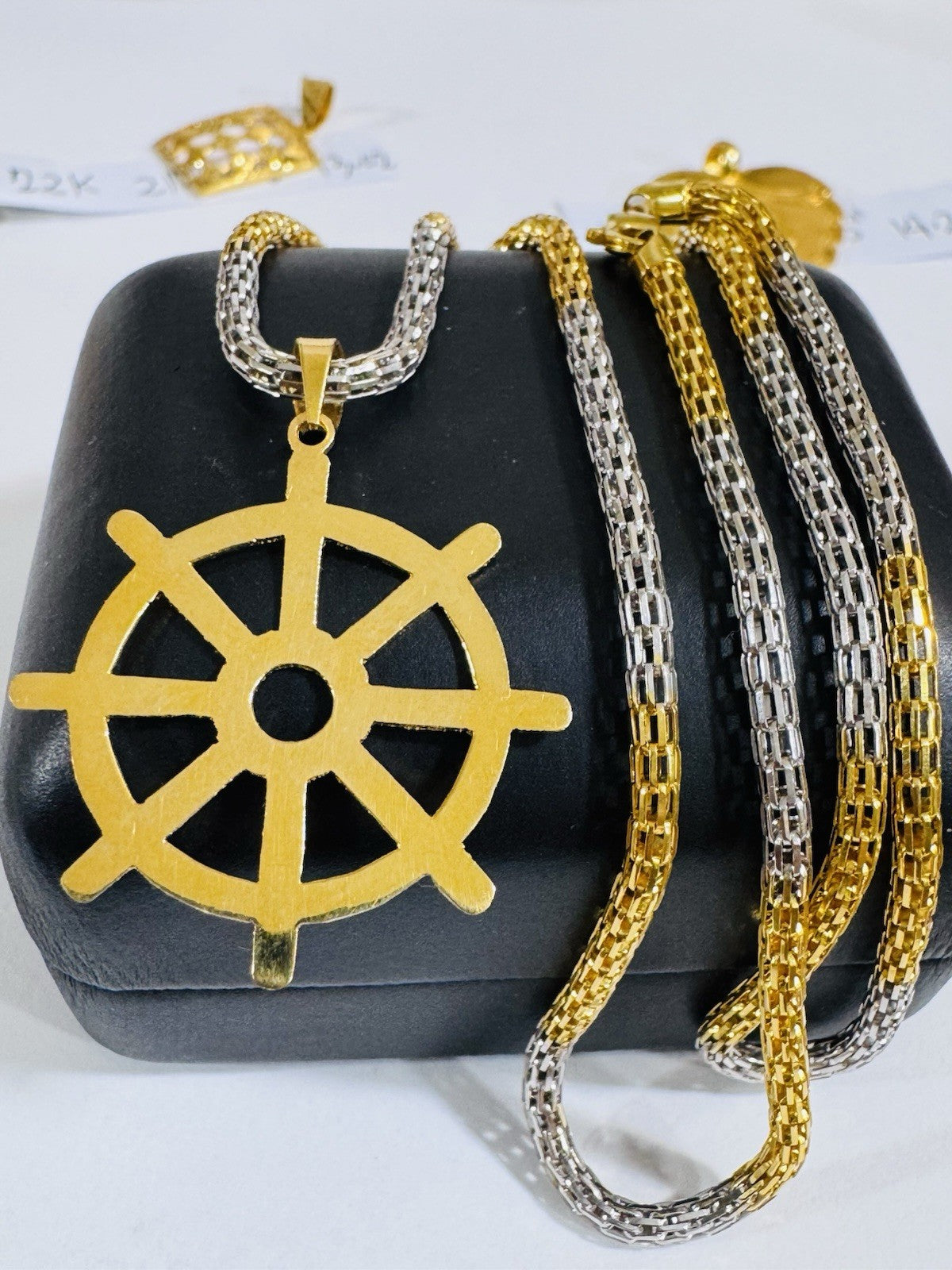 8990716