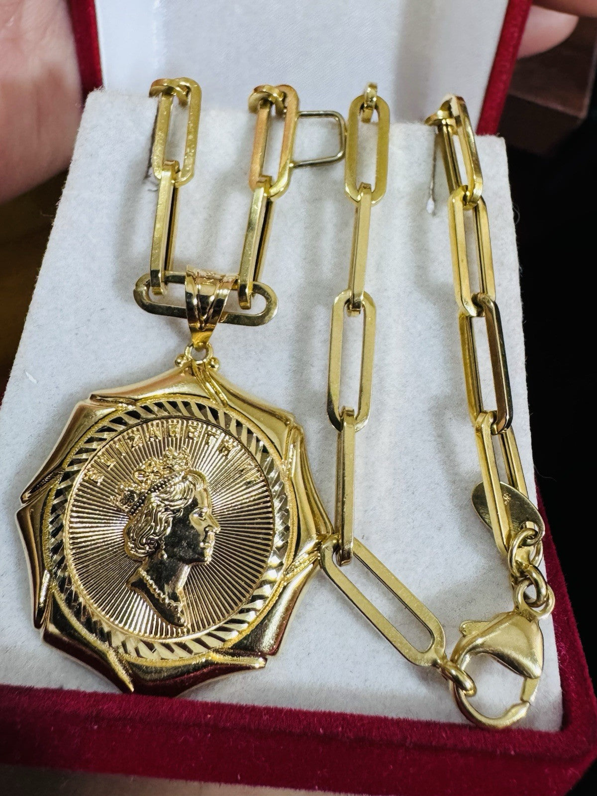 8989609