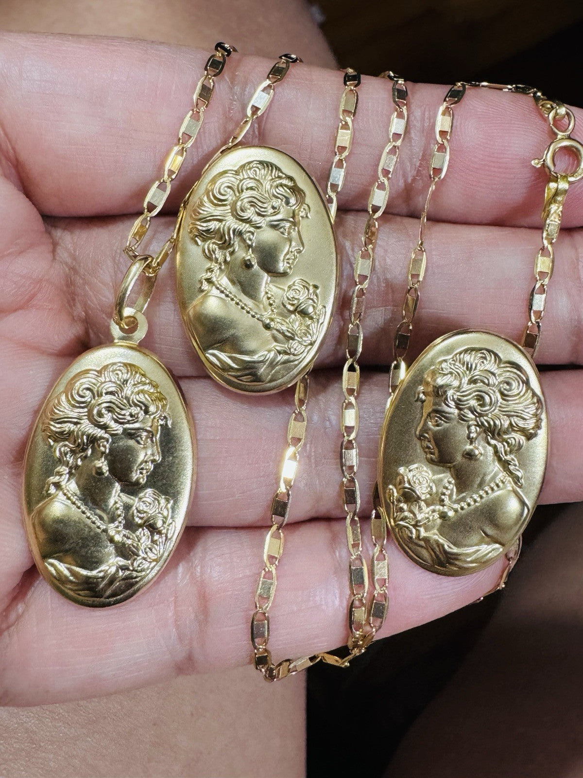 8989416