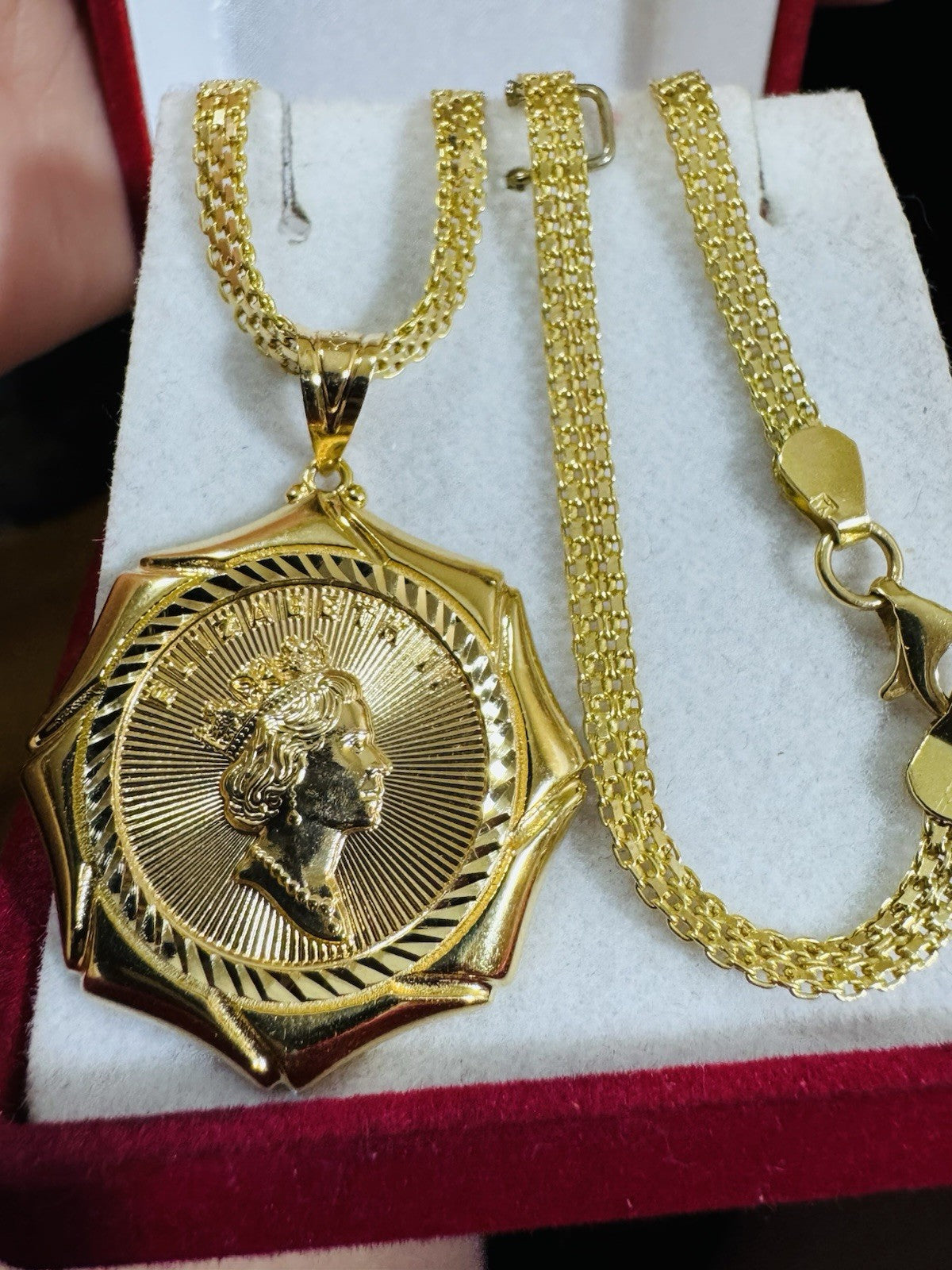 8827933