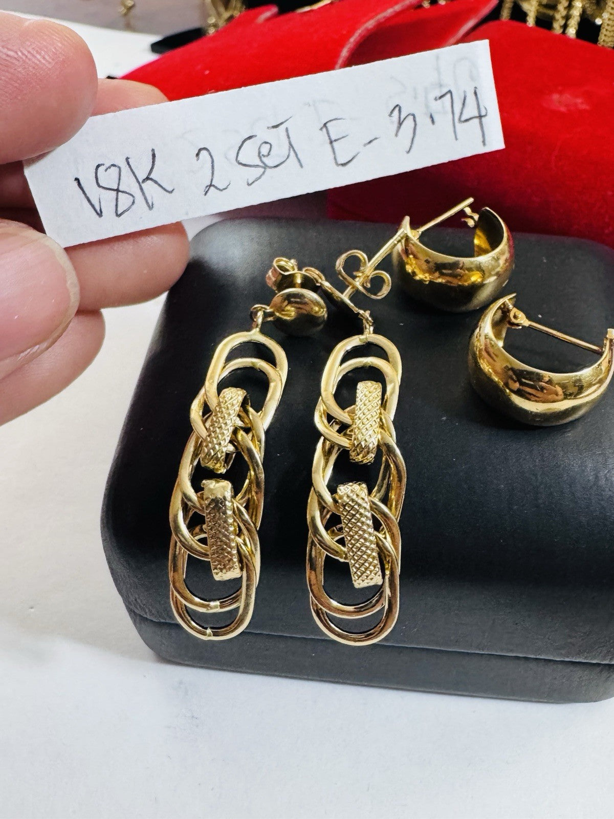 8990712