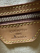 8989529