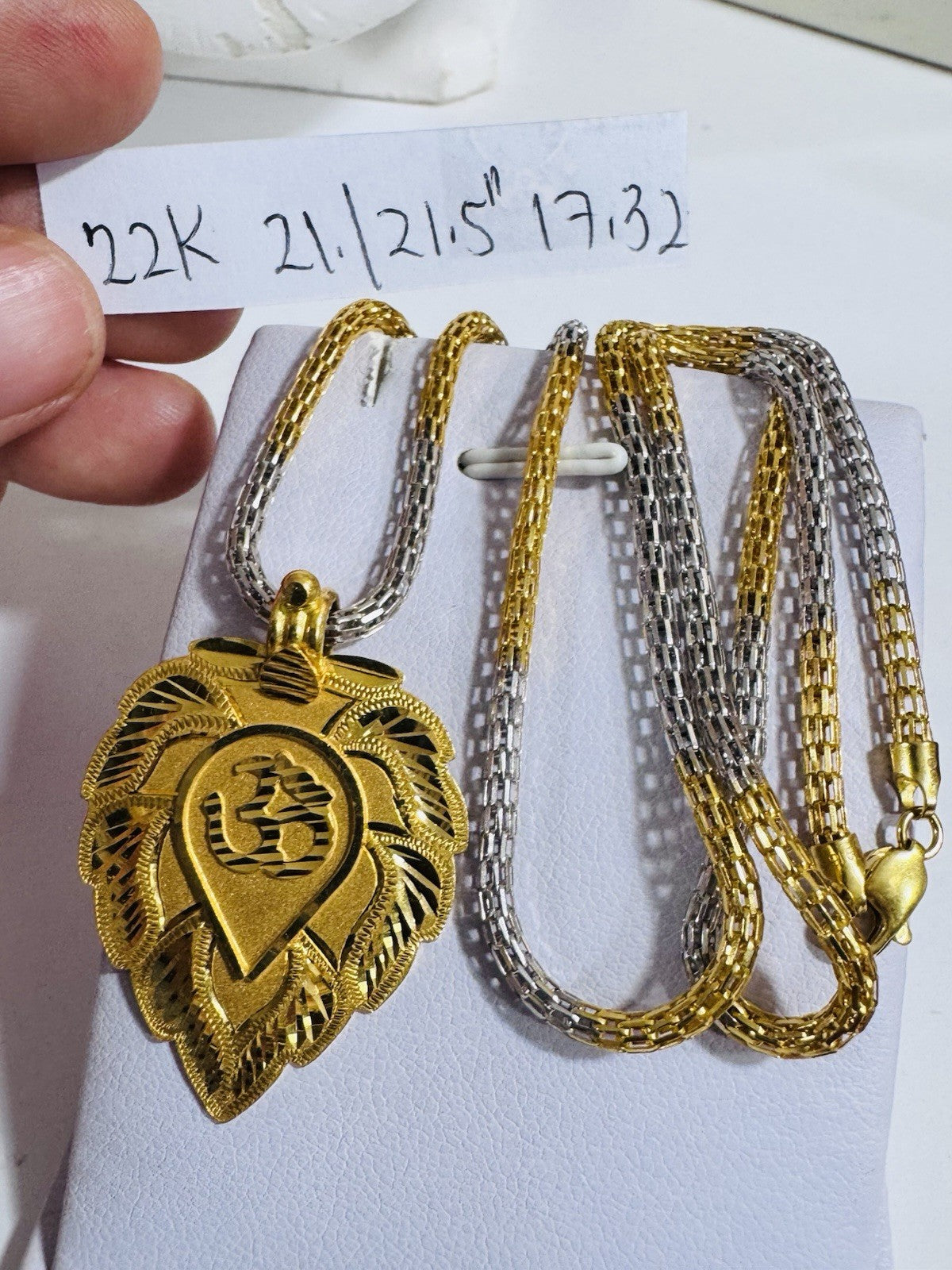 8990735
