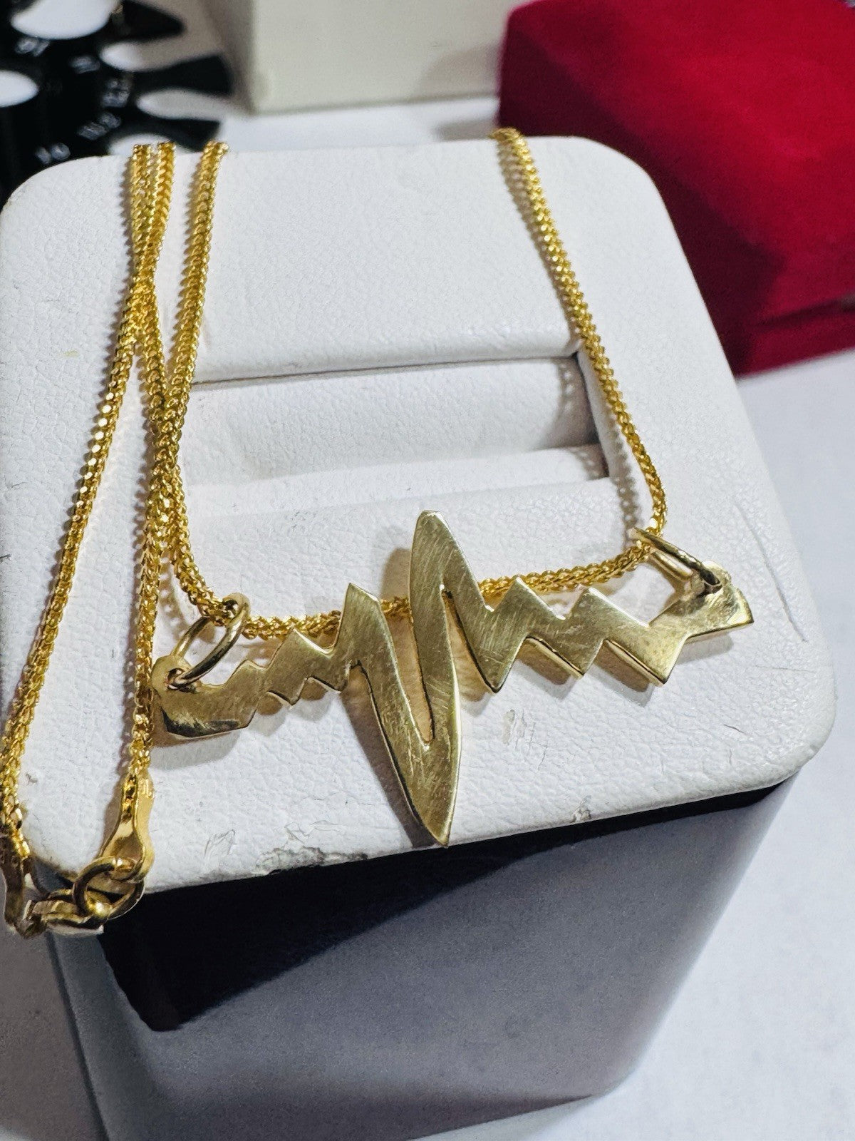 8025822