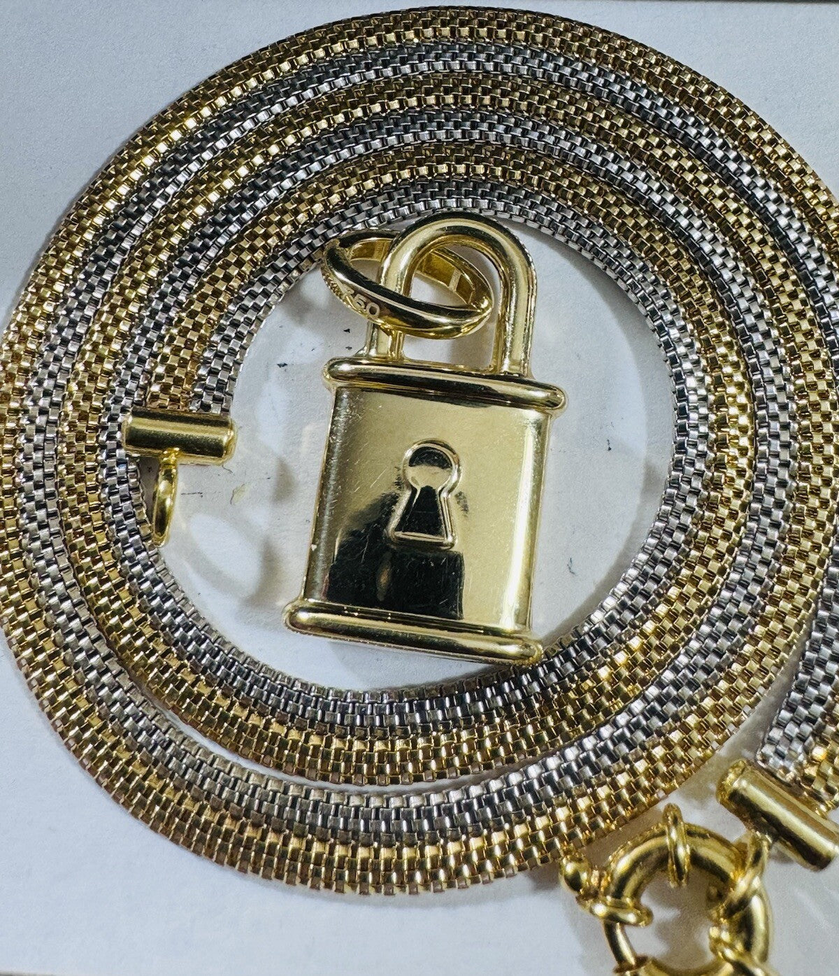 7981546