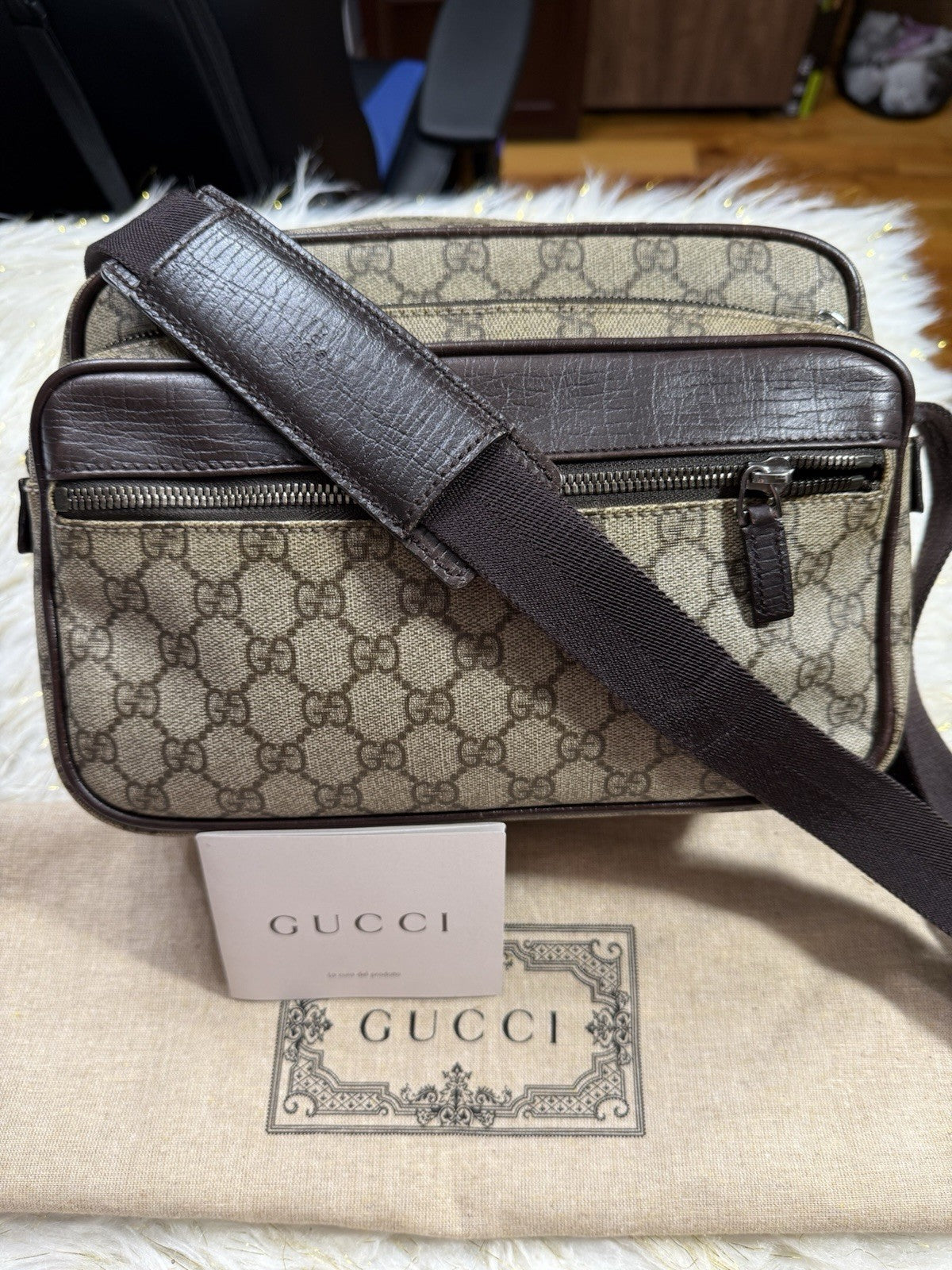 8989208