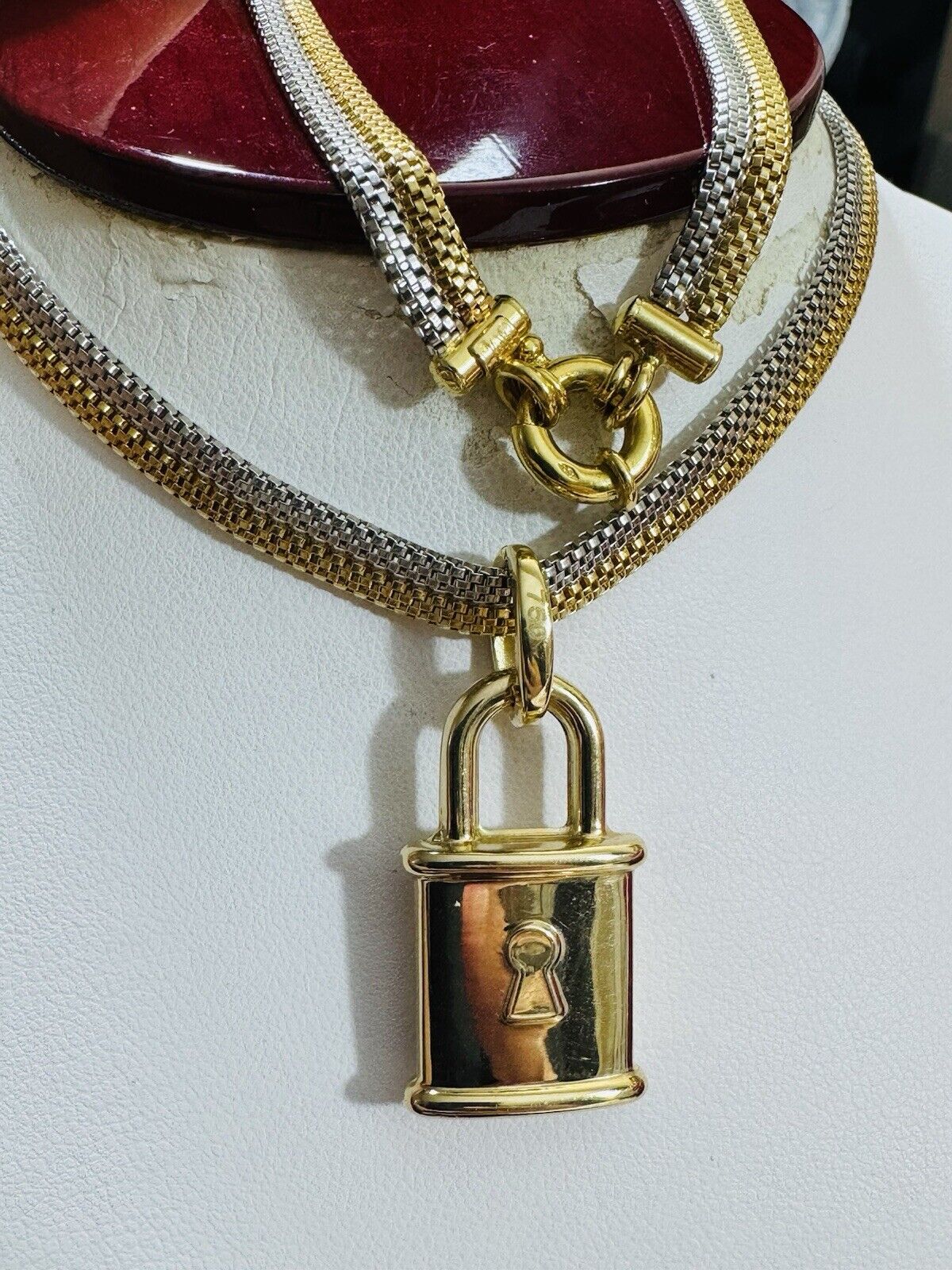 6627490