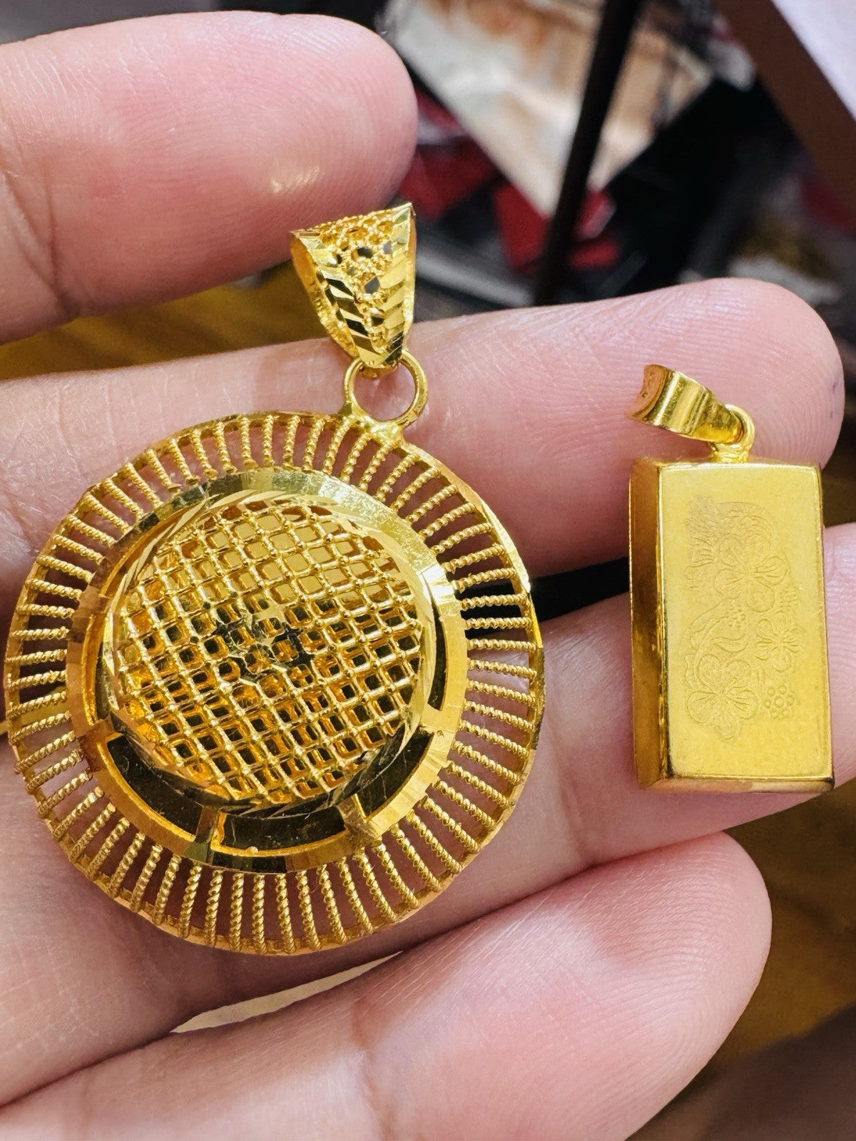 8769771