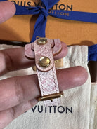 8989617