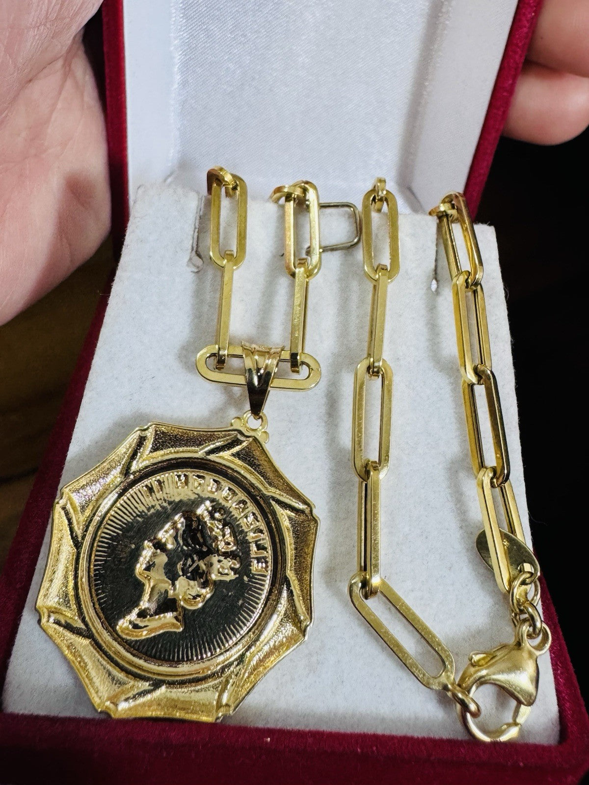 8989609