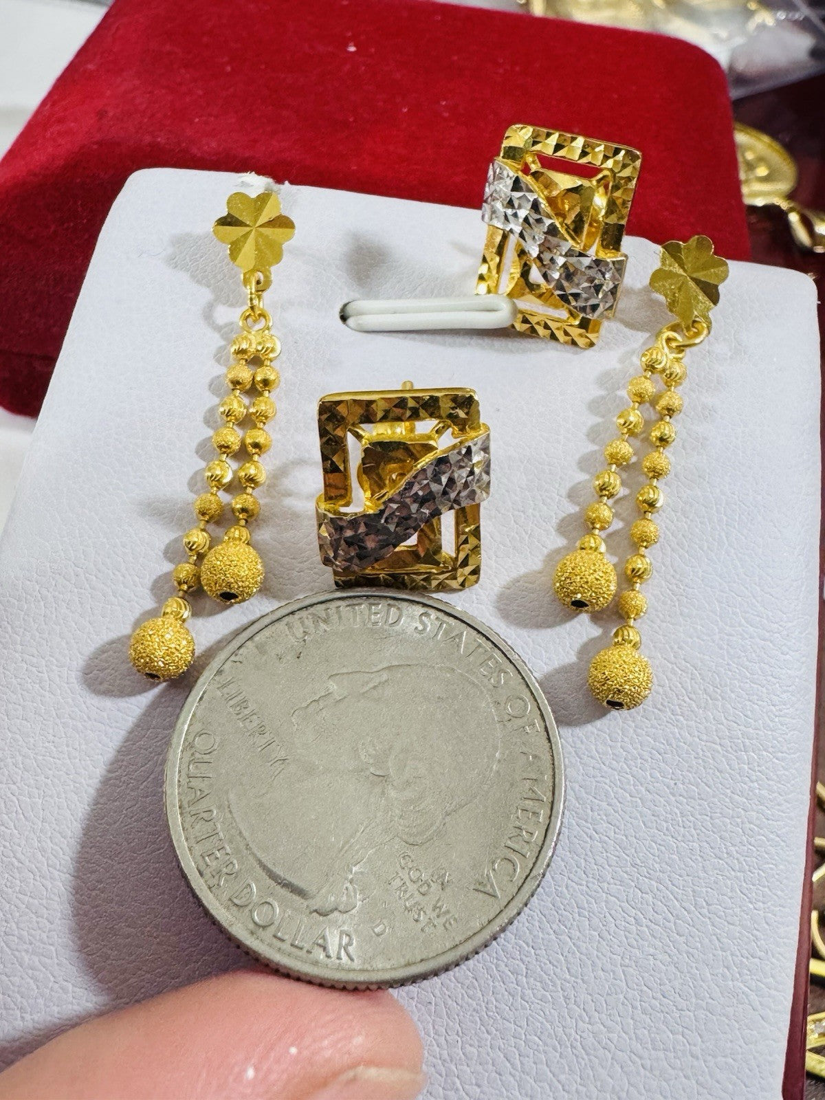 8989476