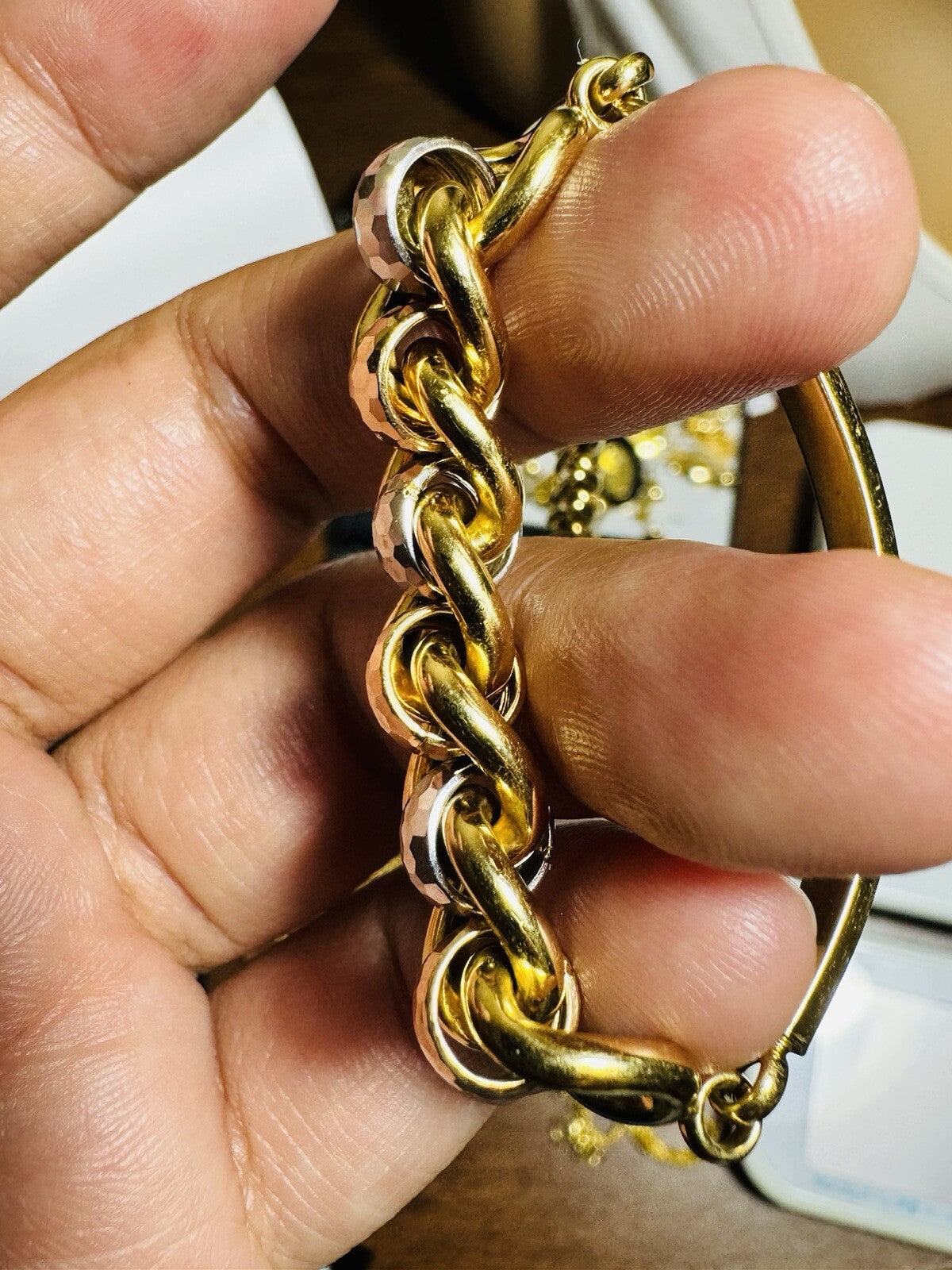 7981551