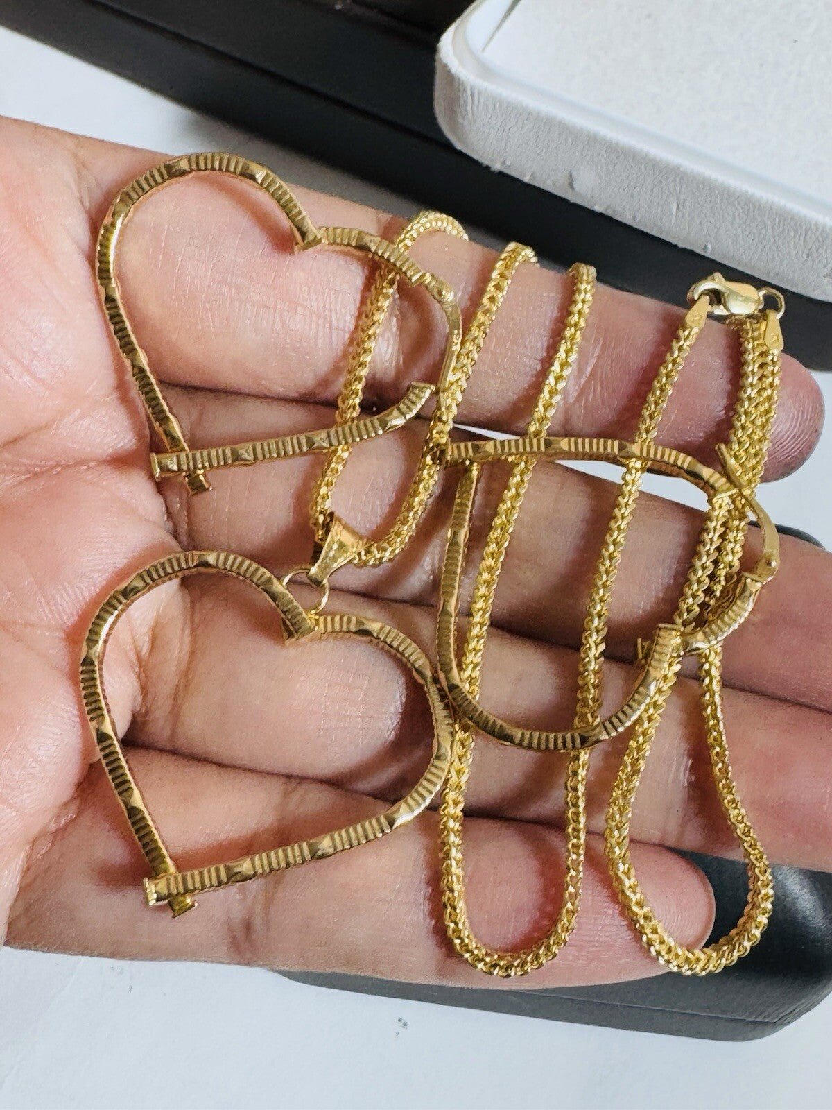 7981559