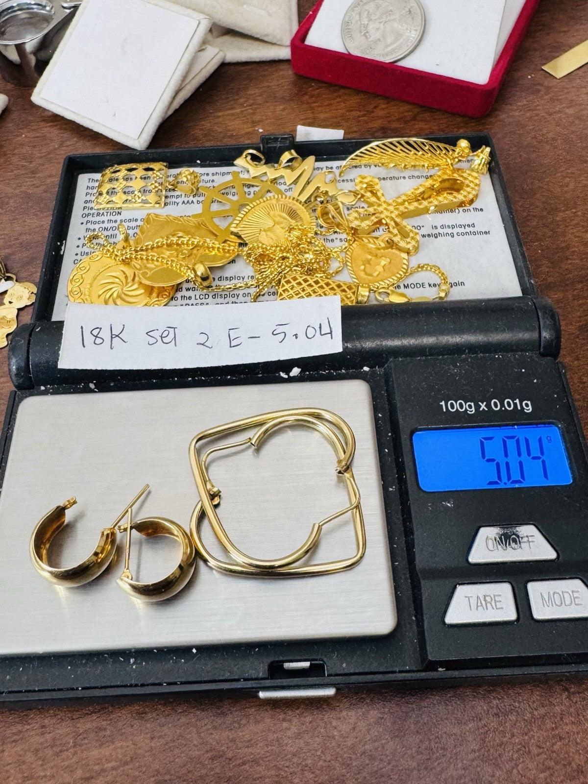 8989702