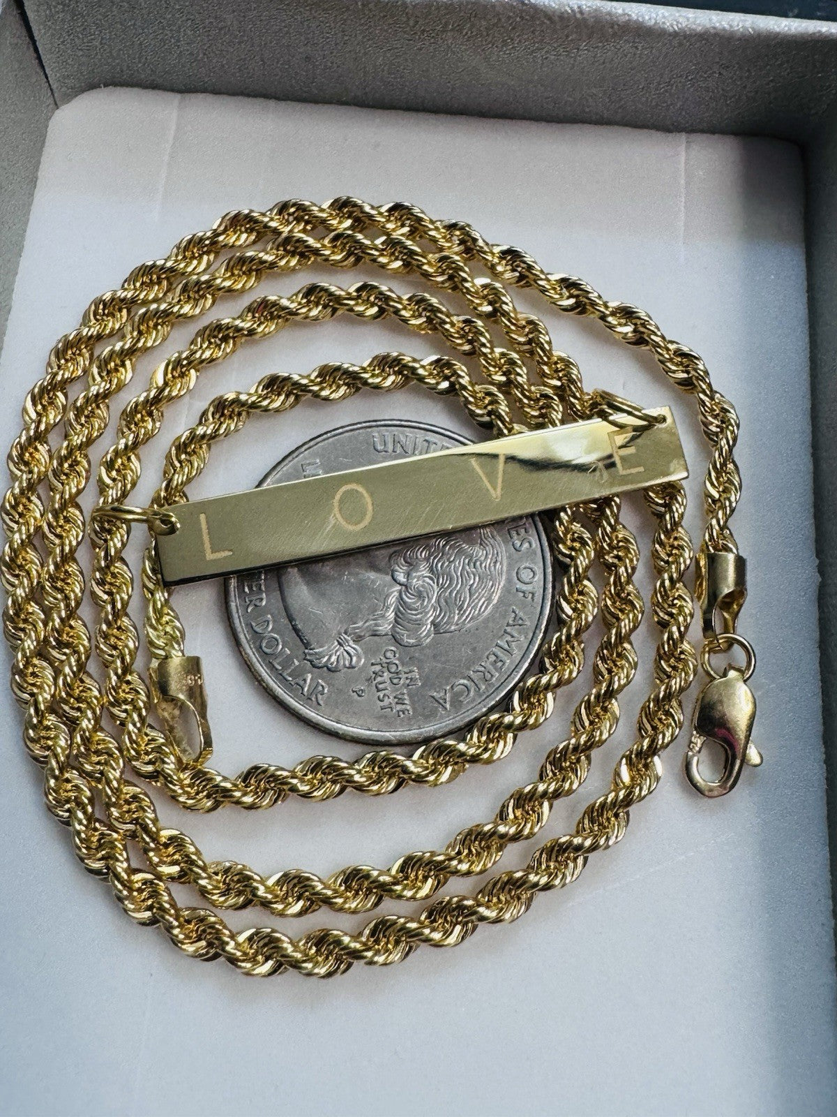 7995643