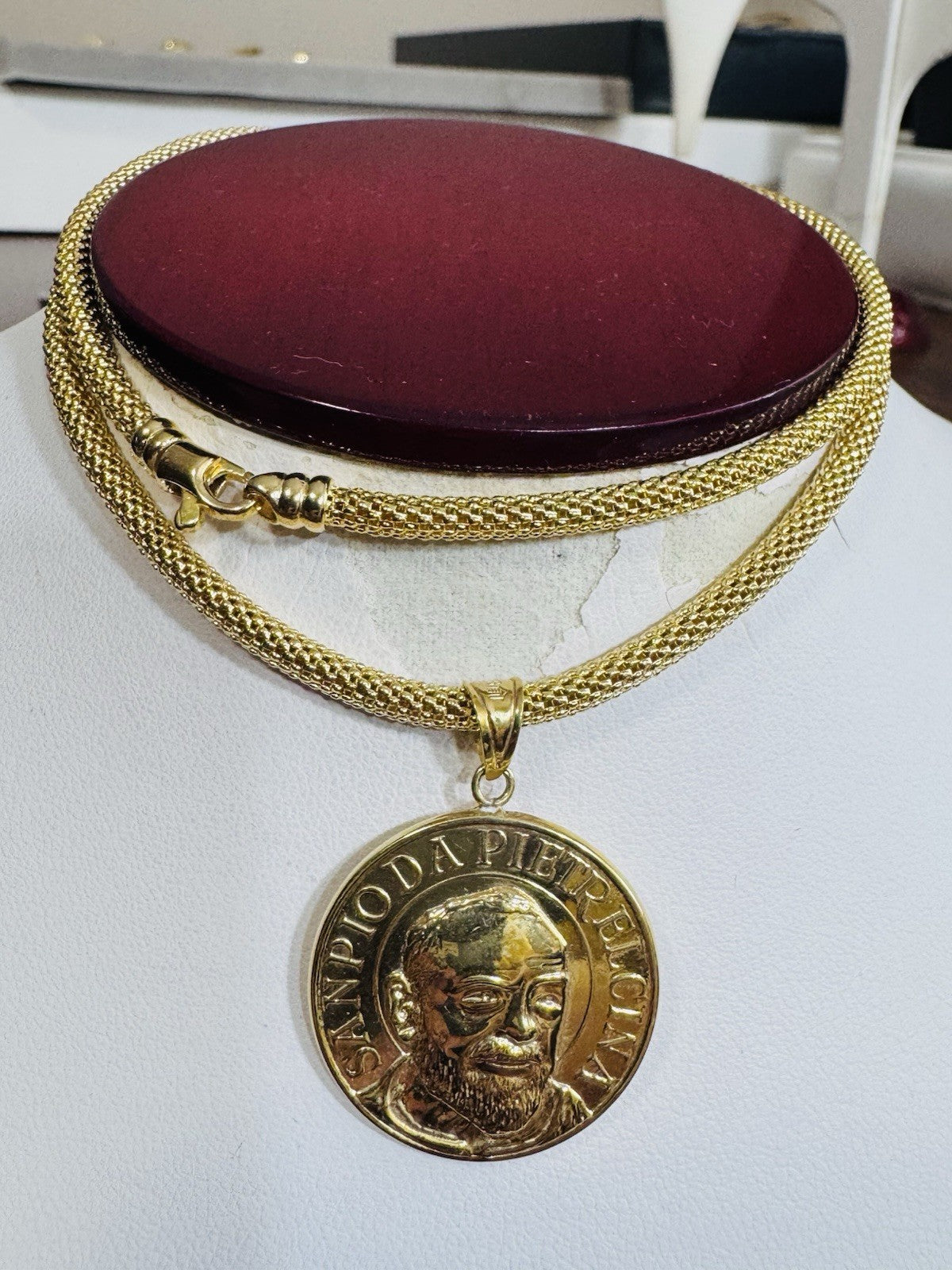 7988486