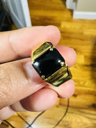 8065573
