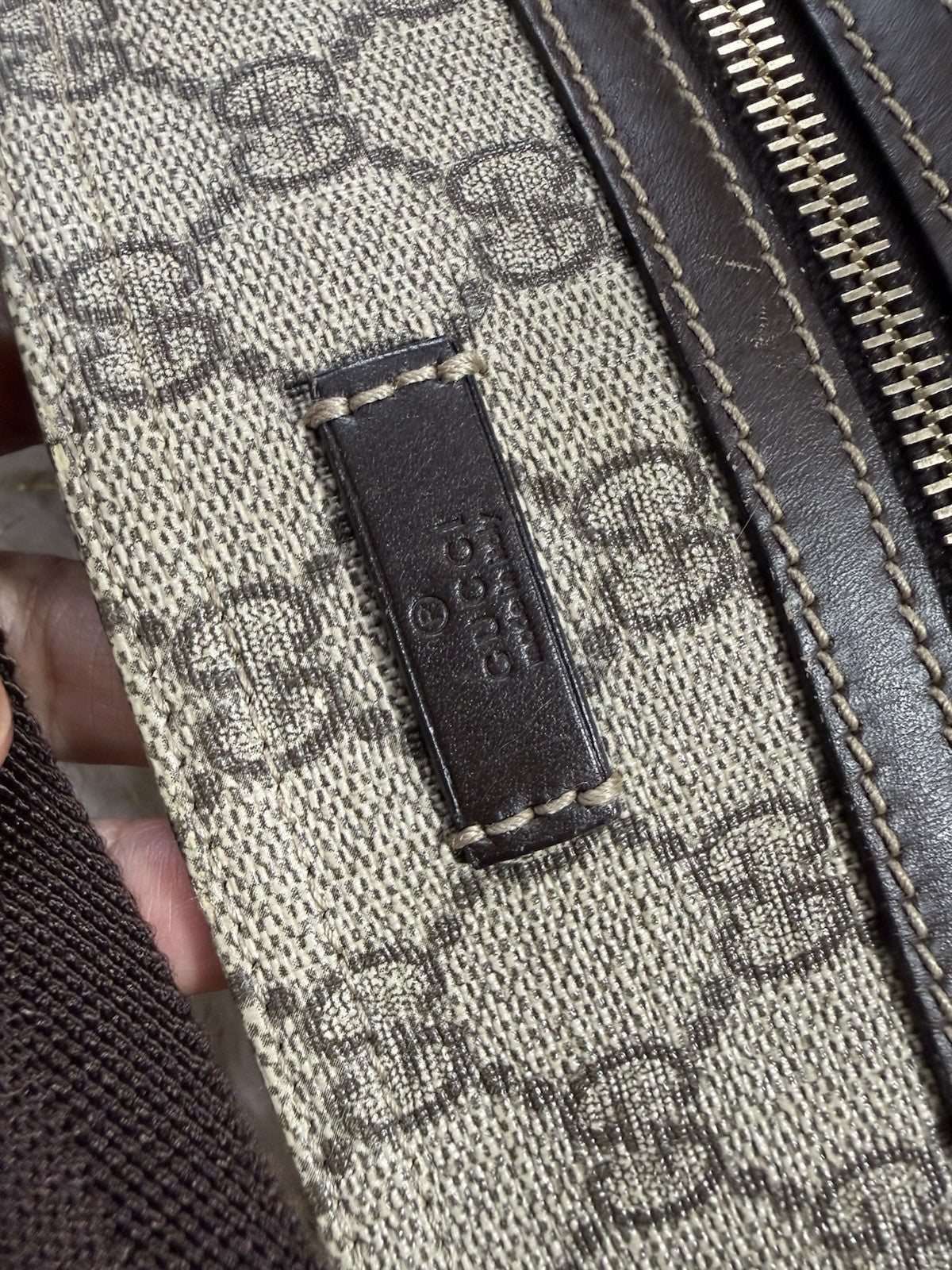 8989750