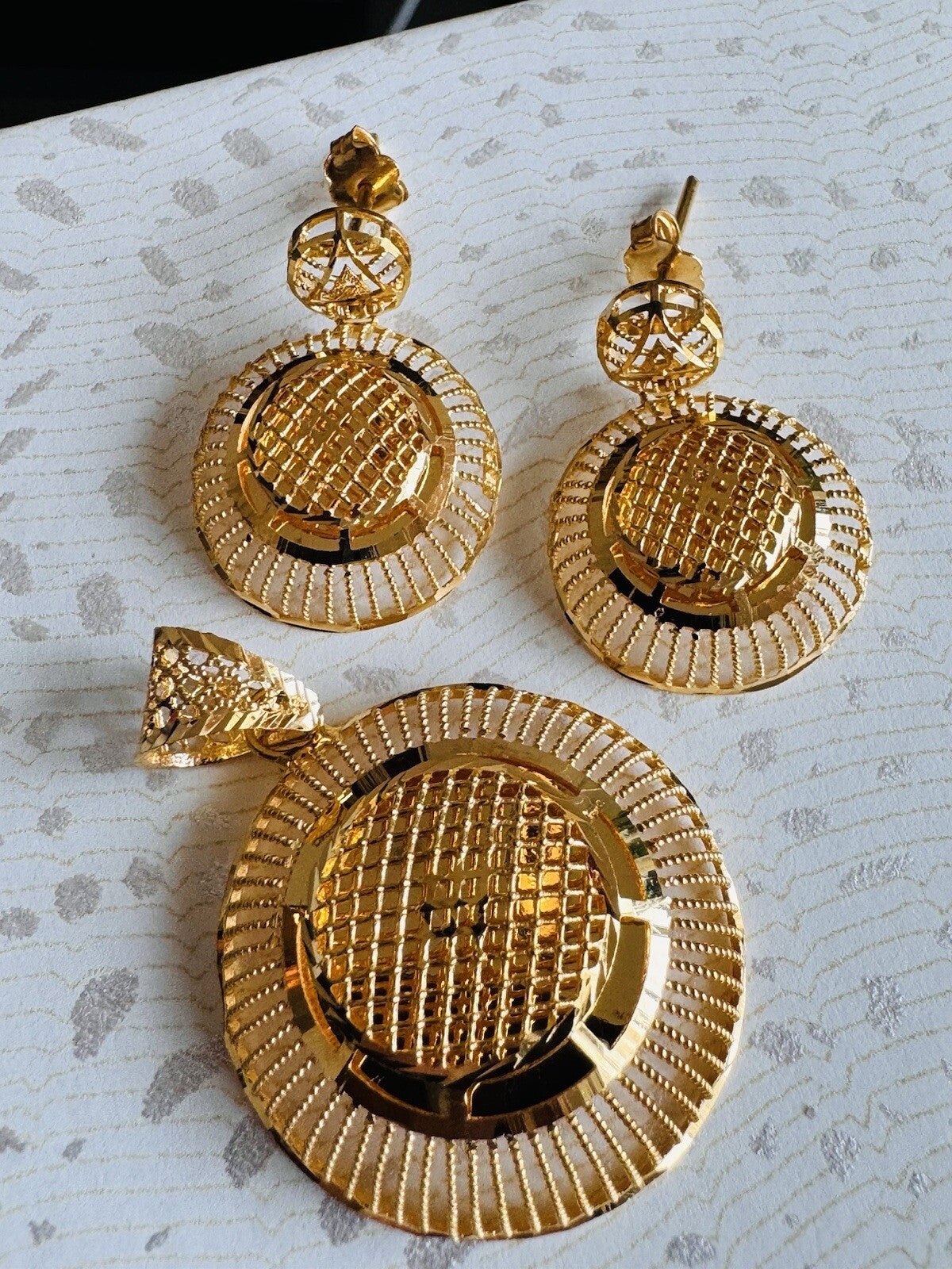 8126471