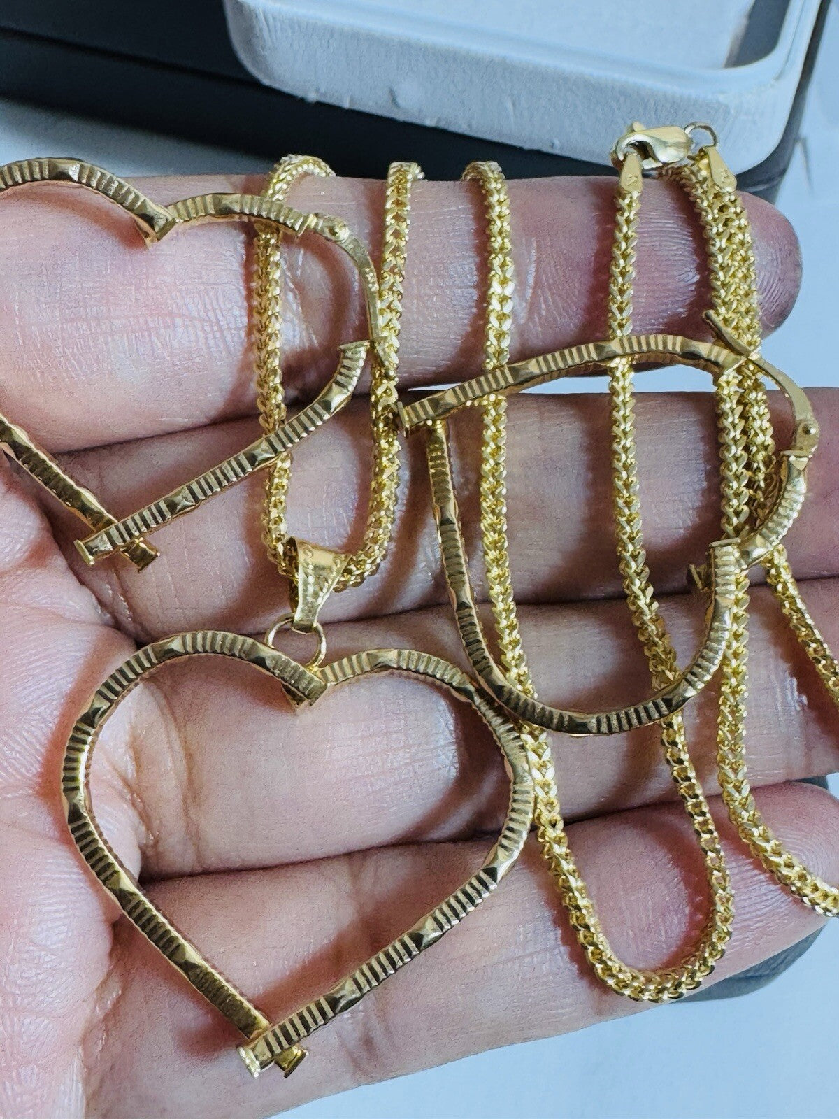 7981559