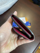 8989627