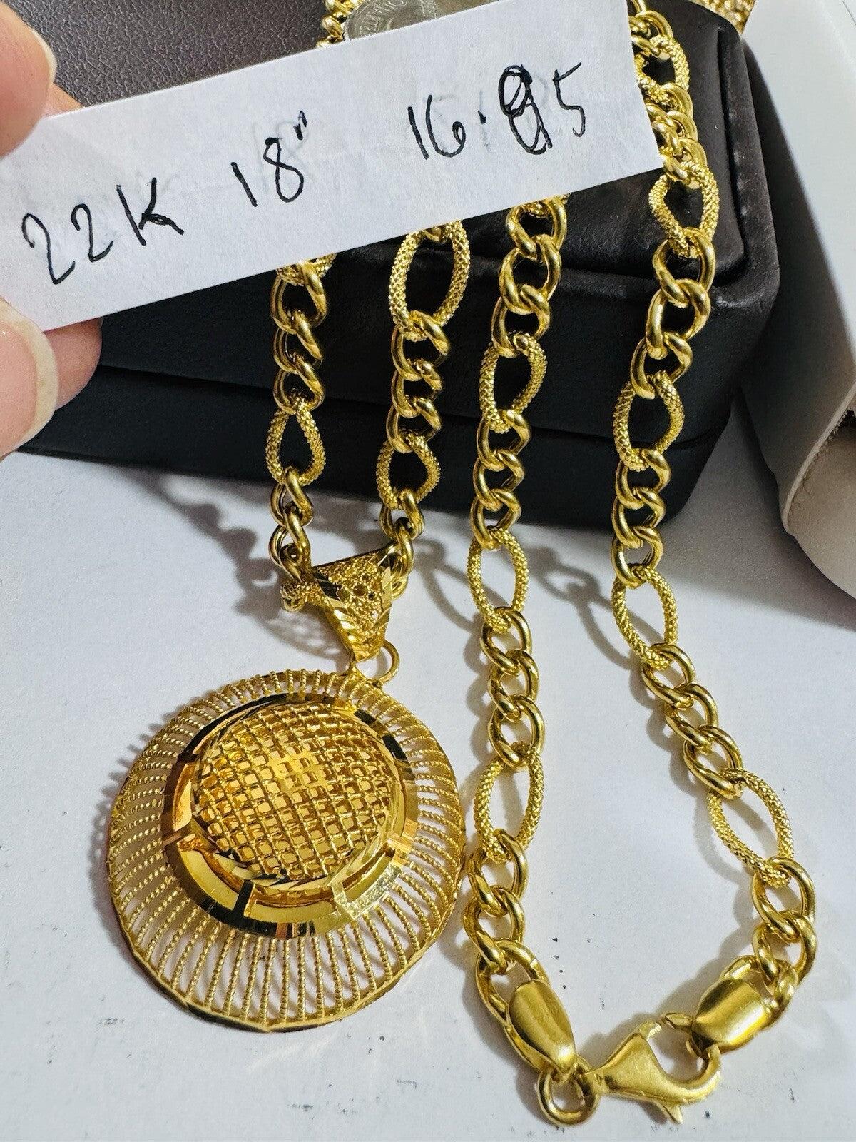 8126915