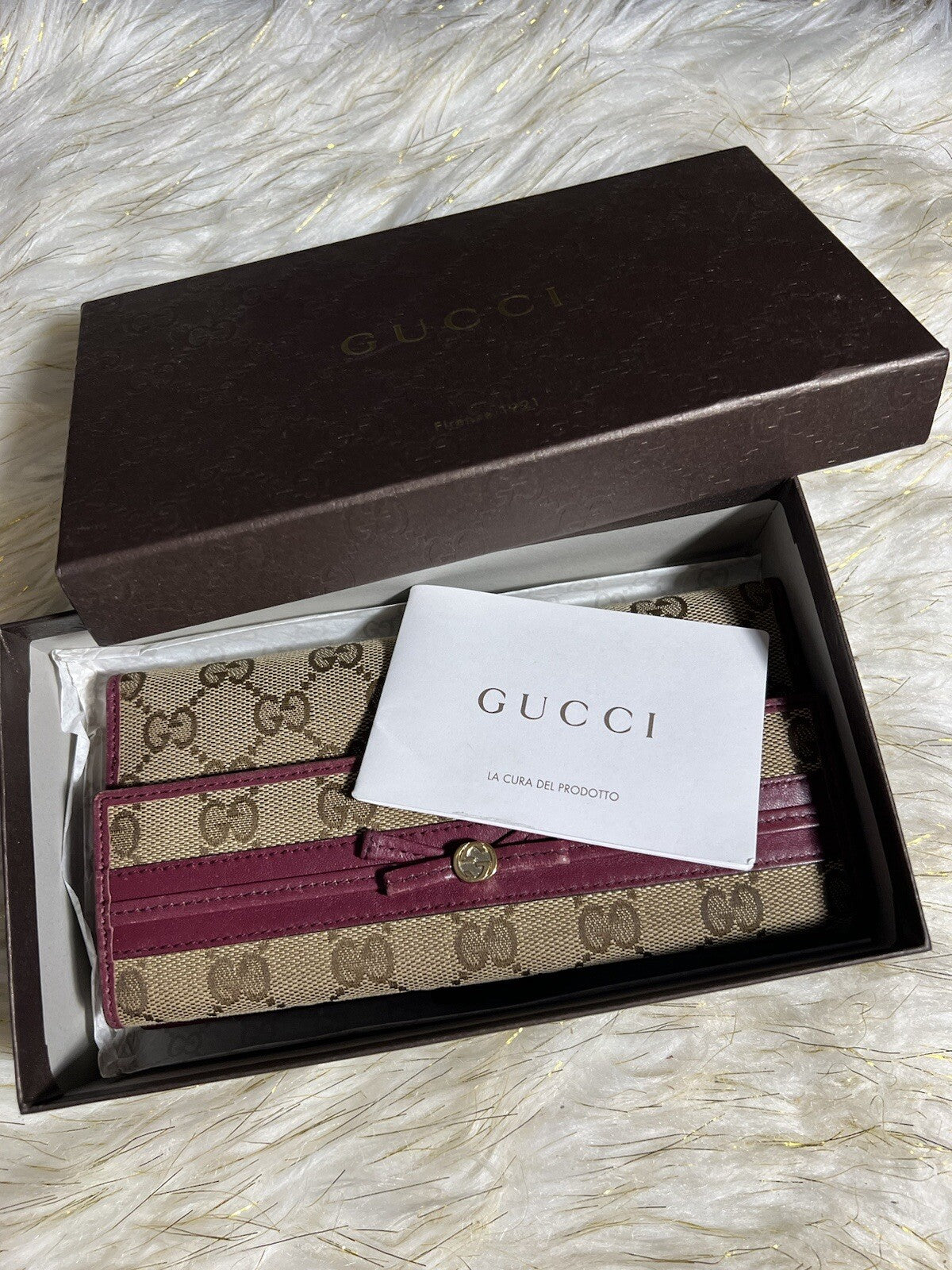 8990084